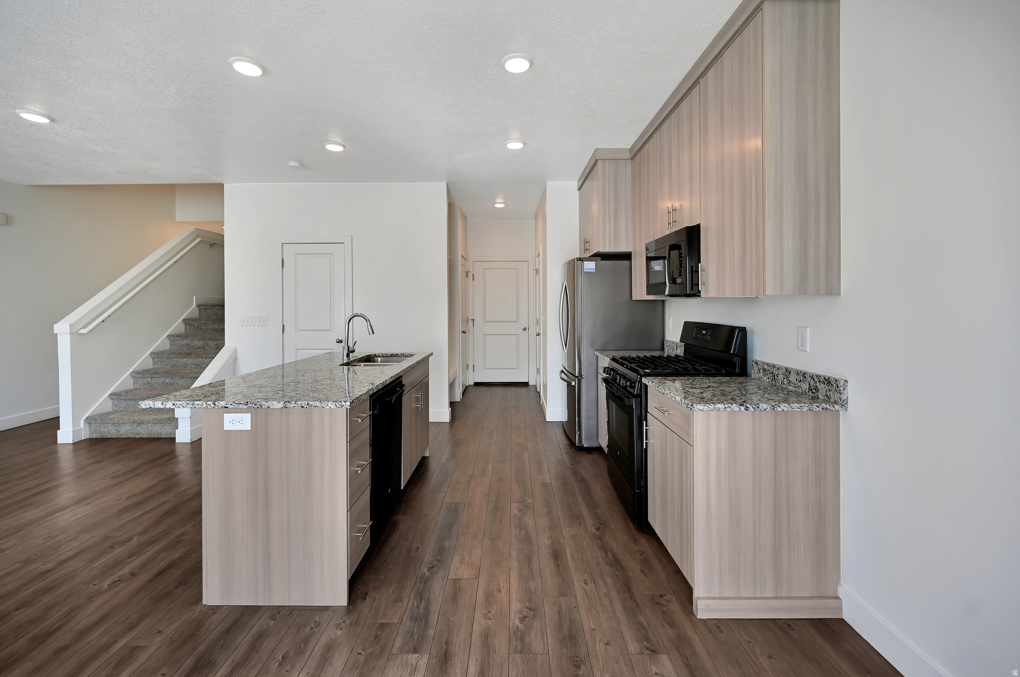 PROVIDENCE GATEWAY S - Residential