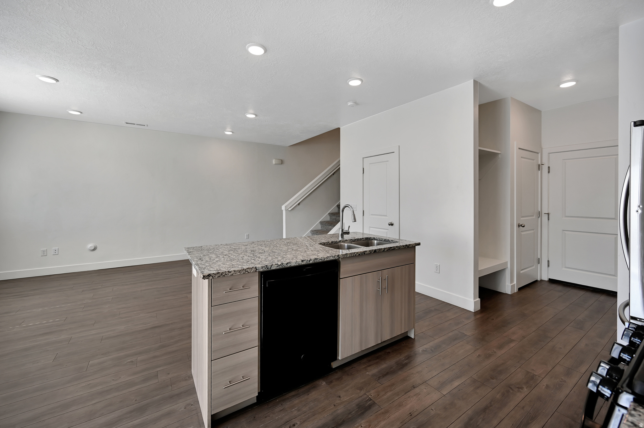 PROVIDENCE GATEWAY S - Residential