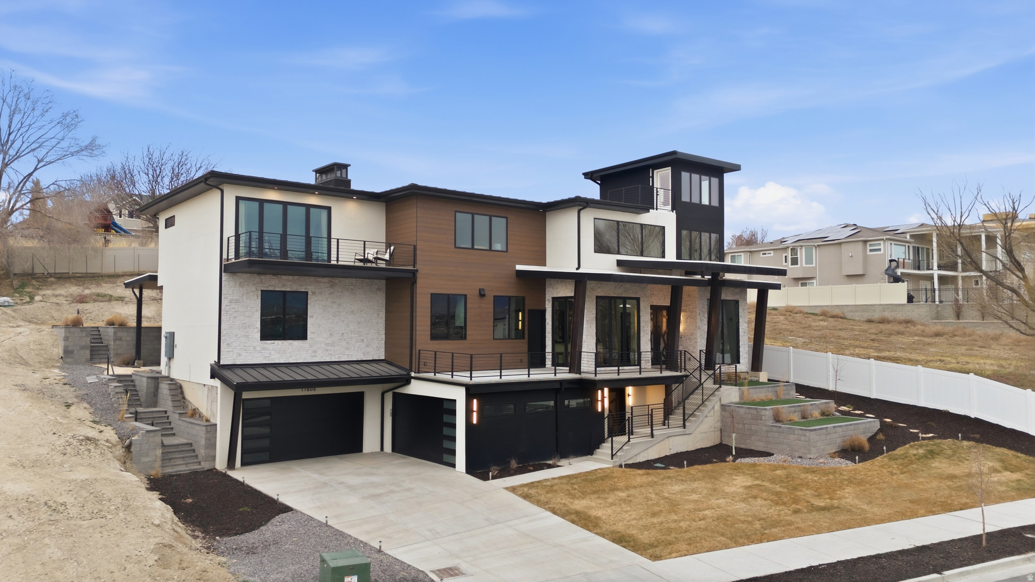 CLOVER RIDGE - Residential