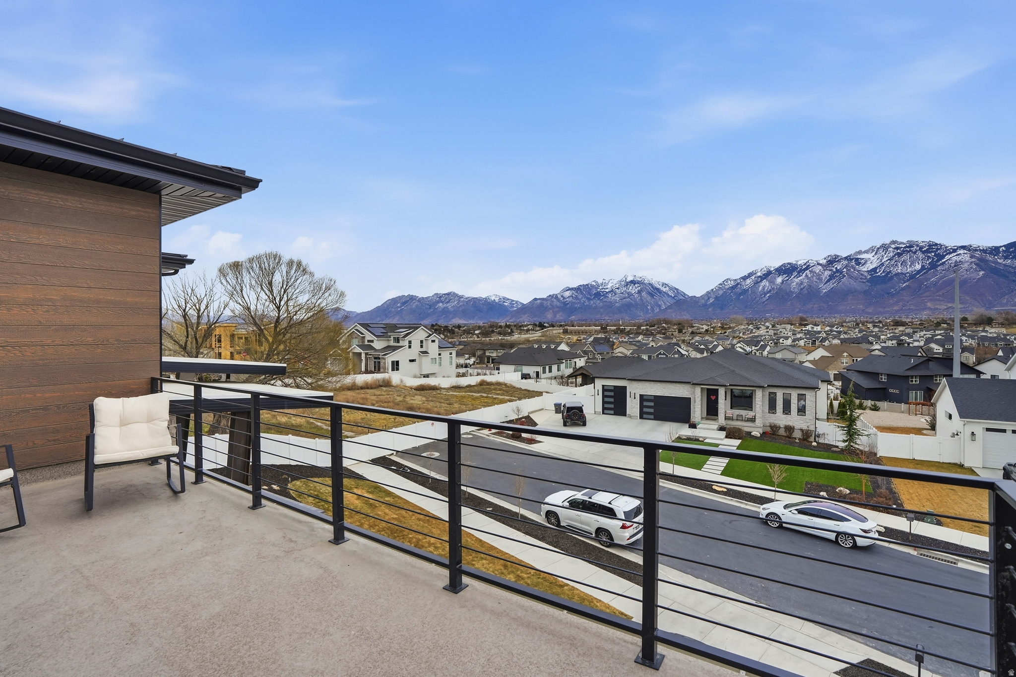 CLOVER RIDGE - Residential