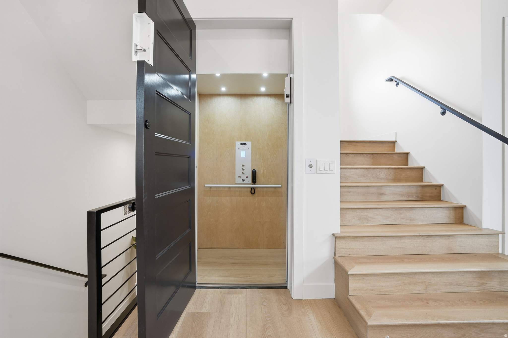 CLOVER RIDGE - Residential