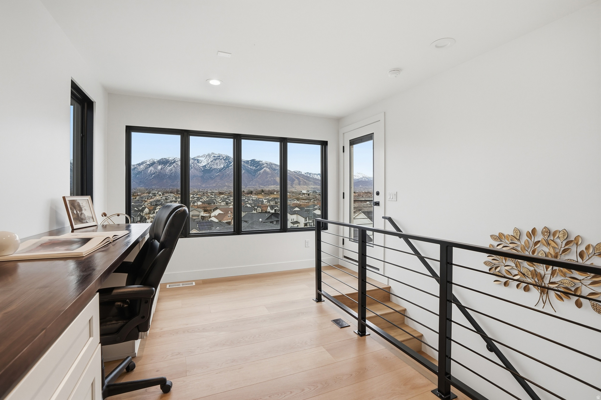 CLOVER RIDGE - Residential