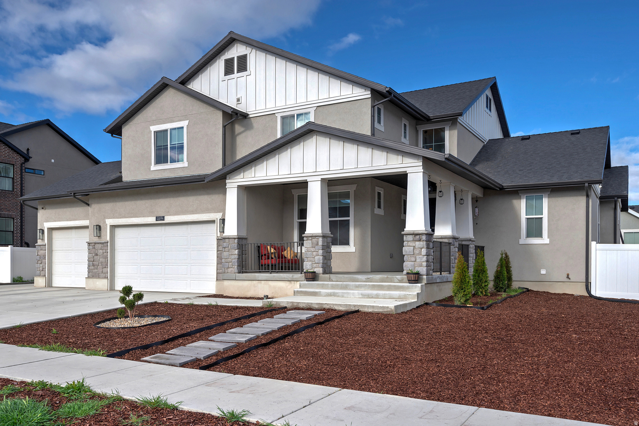 WILLOW CREEK - Residential
