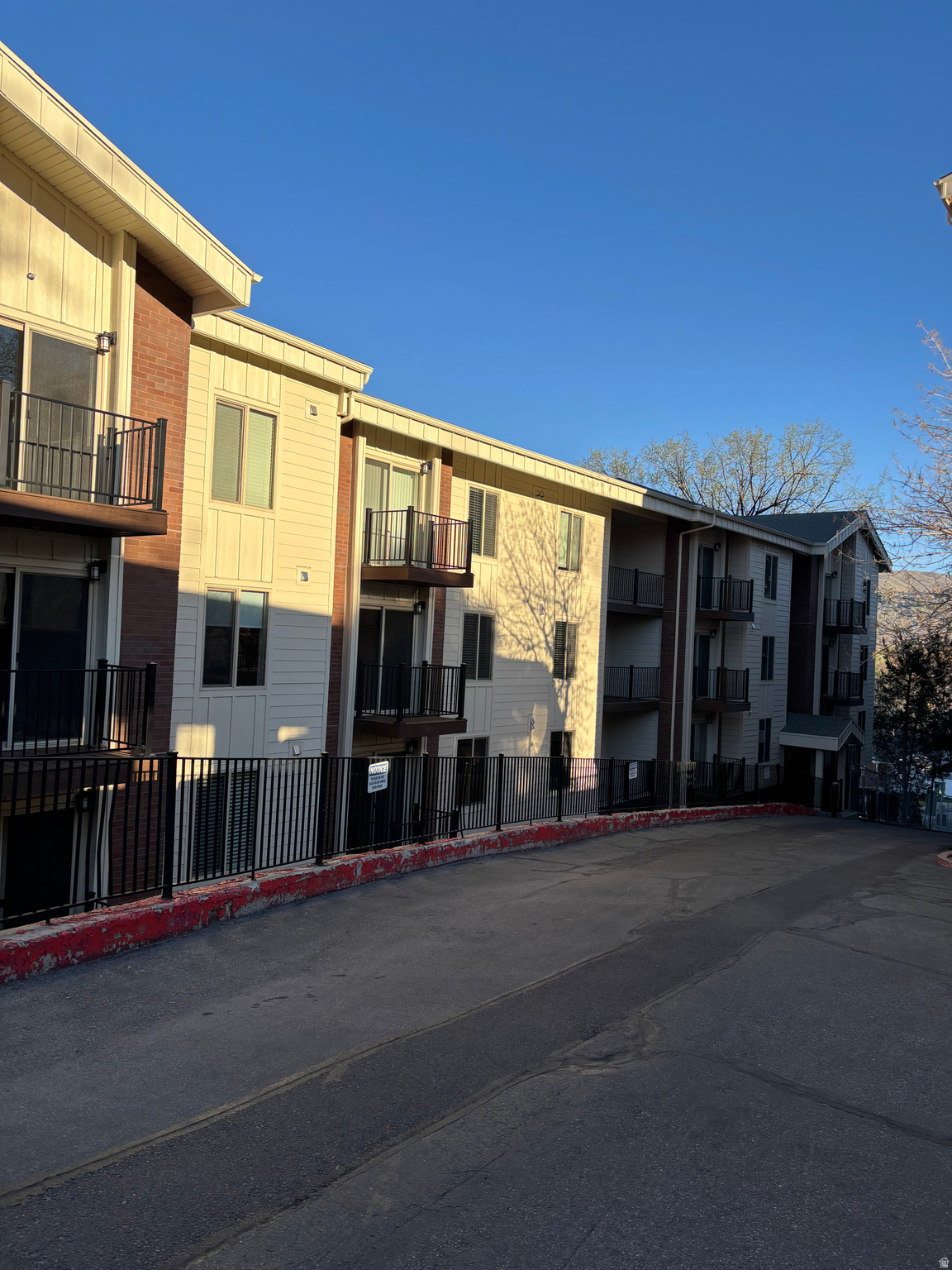 INCLINE TERRACE - Residential