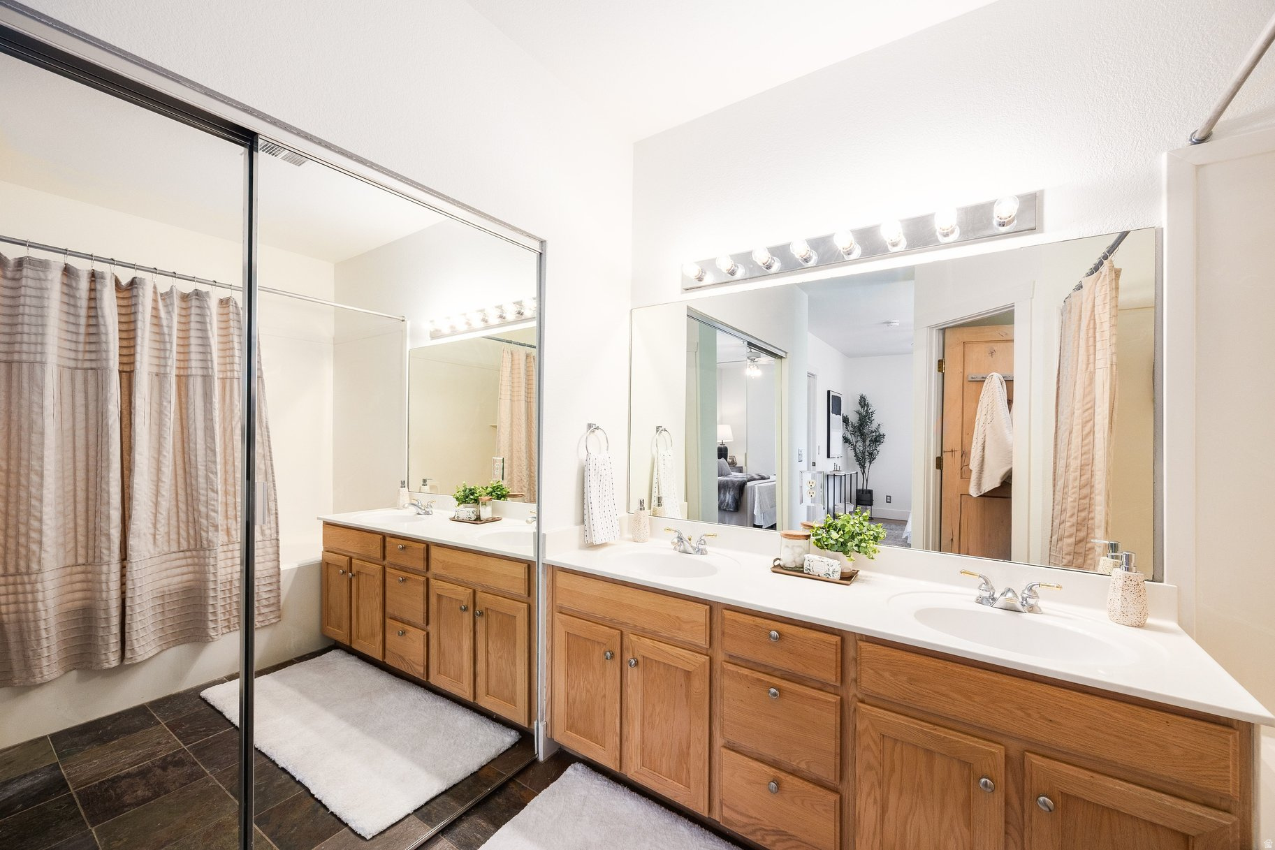 PINEBROOK POINTE CONDOMINIUMS - Residential