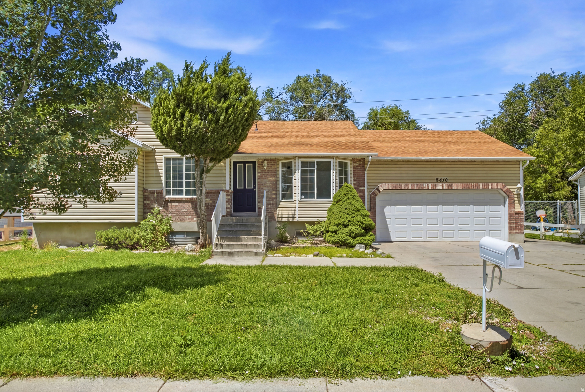 SNARR ESTATES - Residential