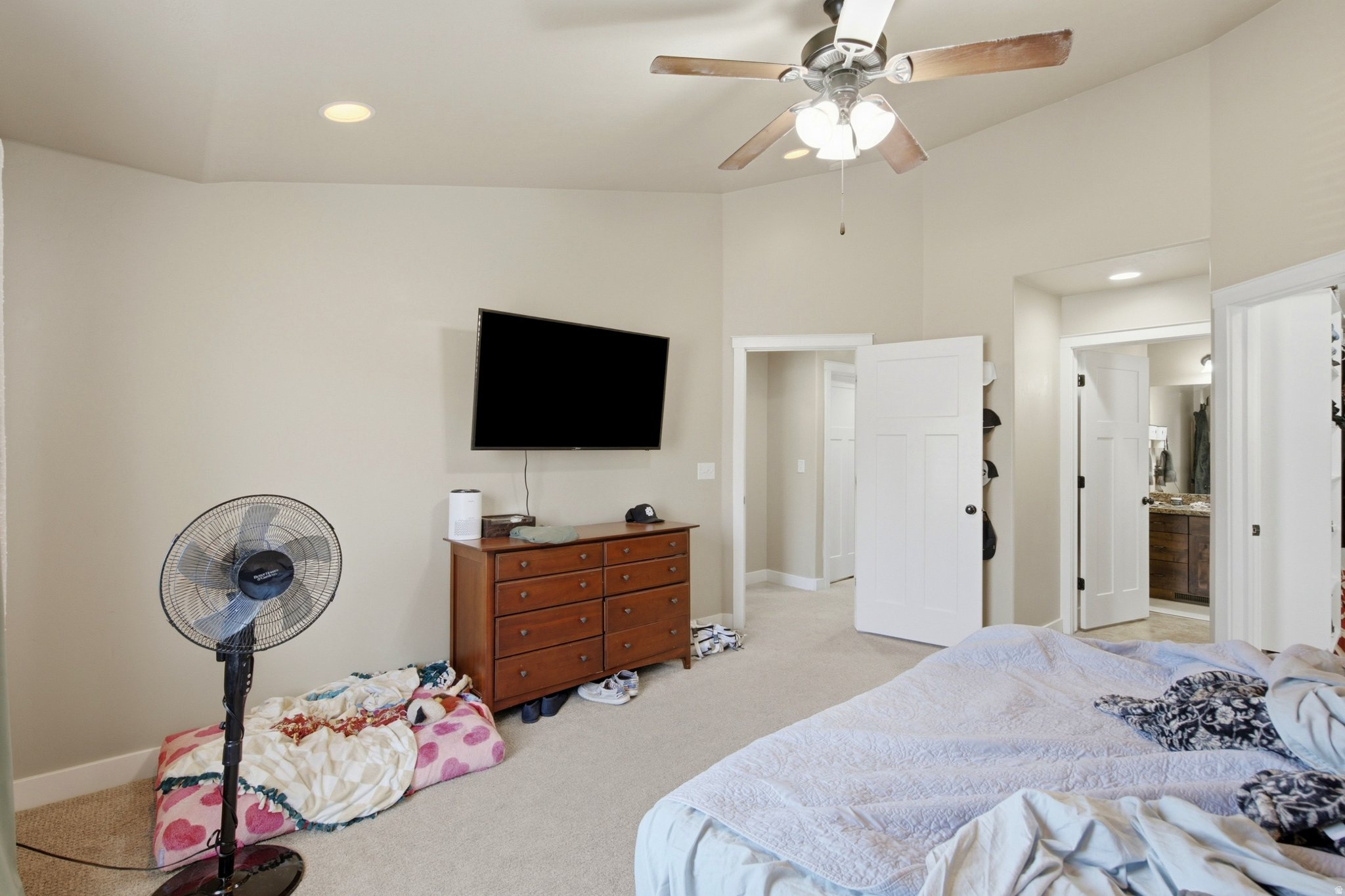 RIVER BEND CONDO - Residential