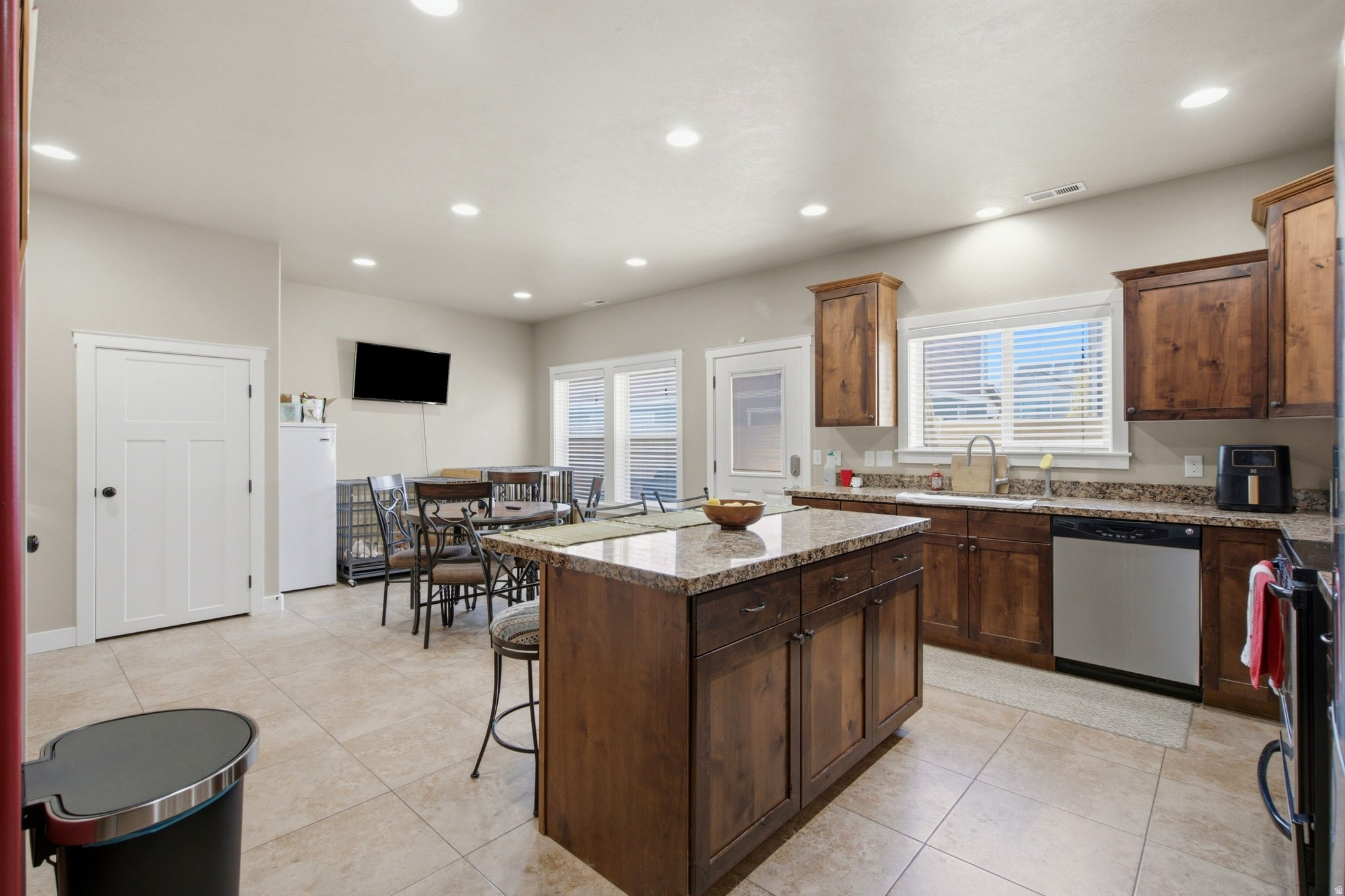 RIVER BEND CONDO - Residential