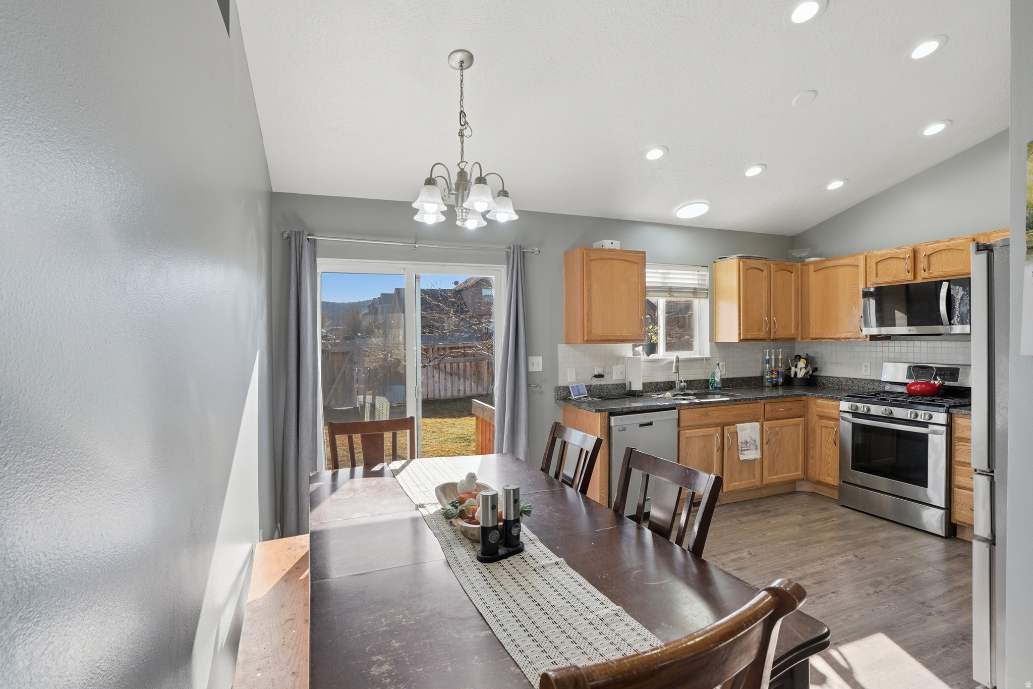 SILVERLAKE - Residential