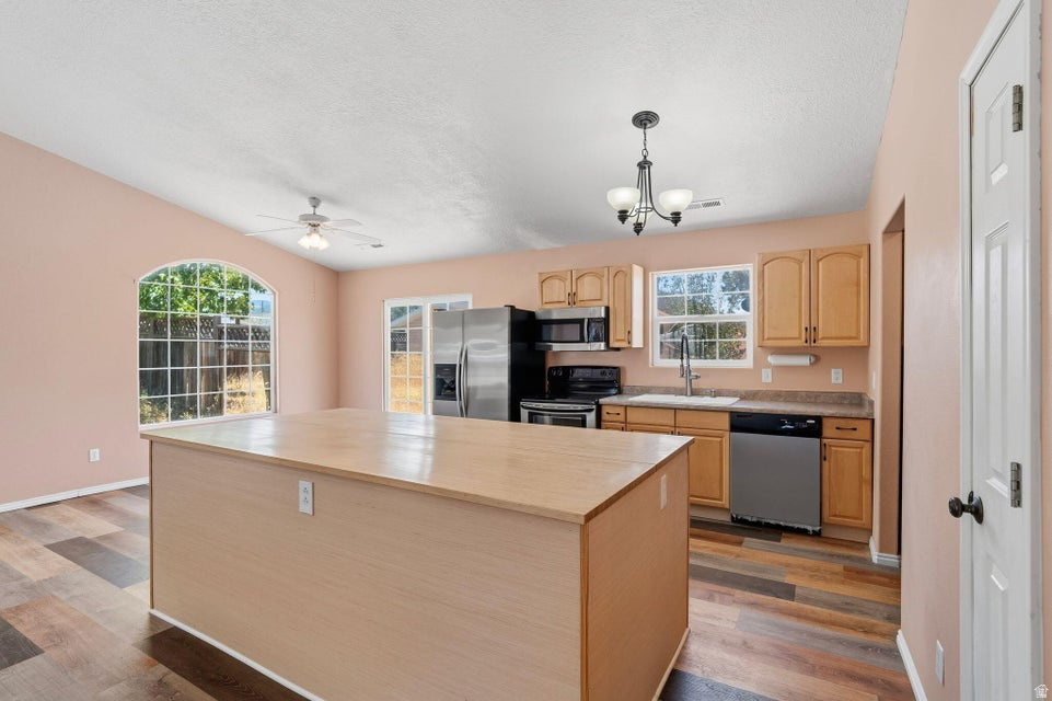 DIXIE DEER ESTATES - Residential
