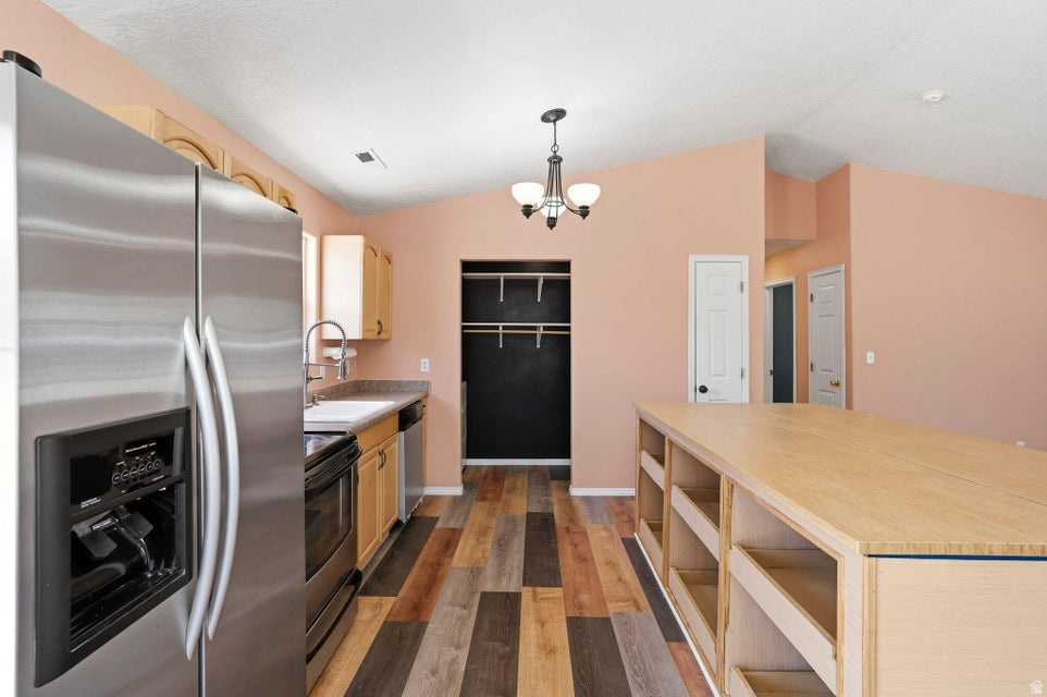 DIXIE DEER ESTATES - Residential