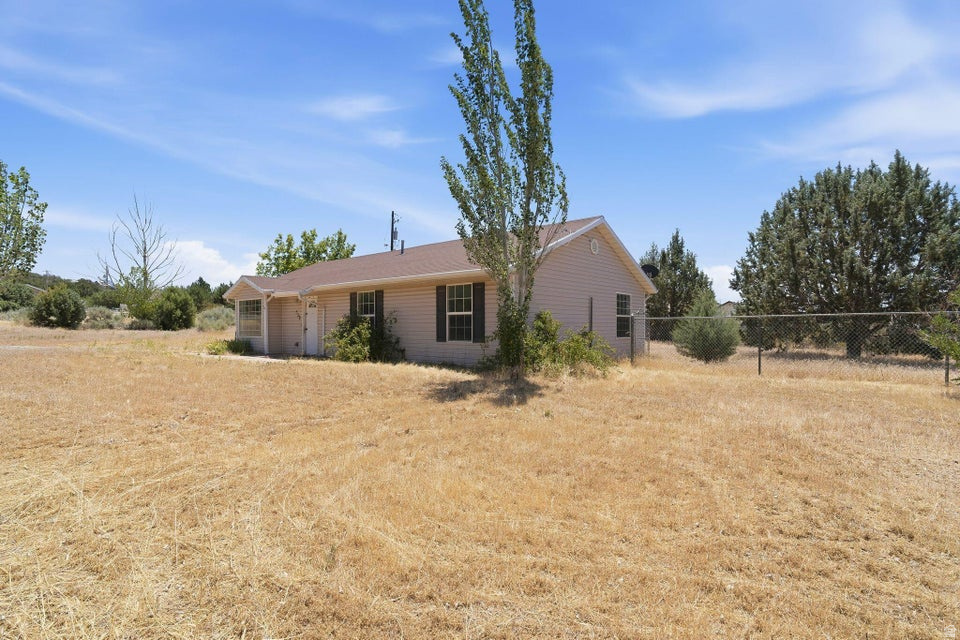 DIXIE DEER ESTATES - Residential