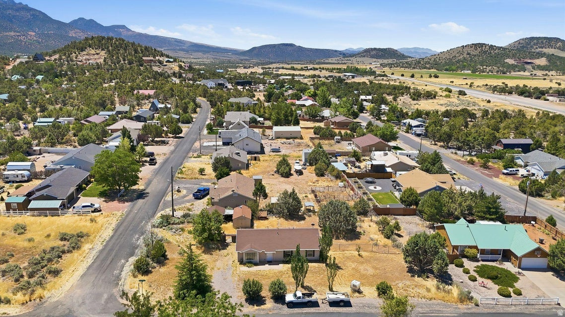 DIXIE DEER ESTATES - Residential