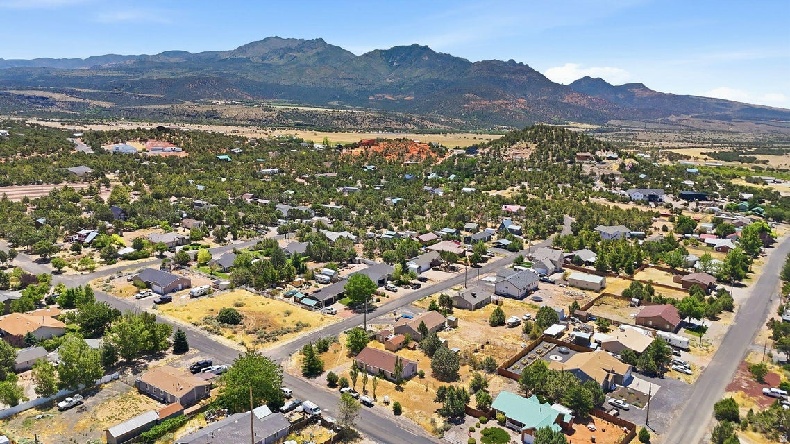 DIXIE DEER ESTATES - Residential