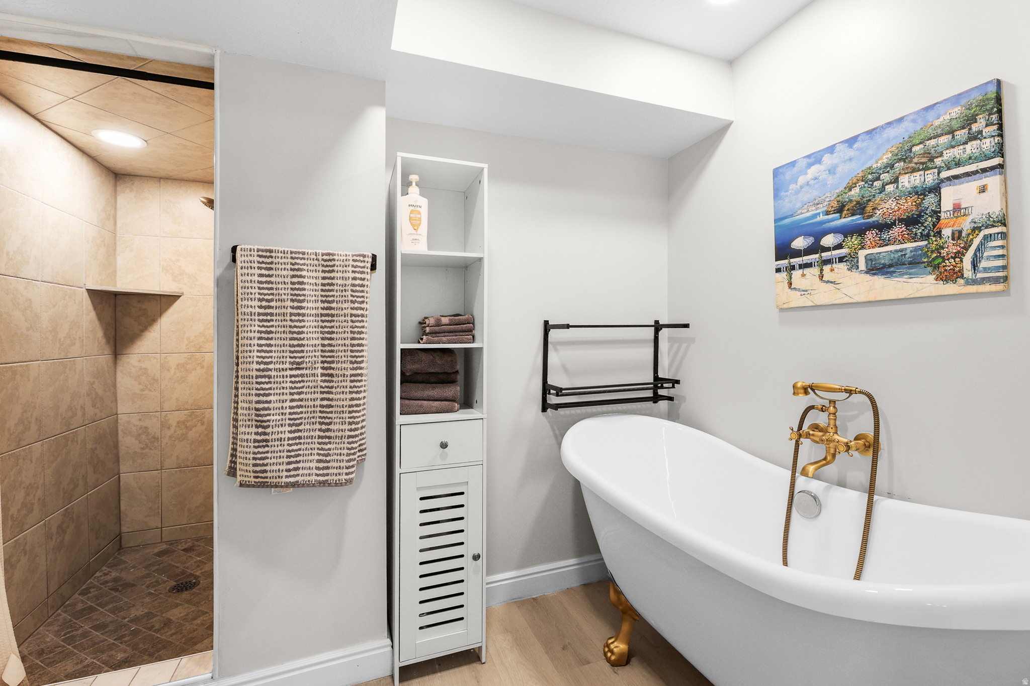 WHITE CITY NO 1 - Residential