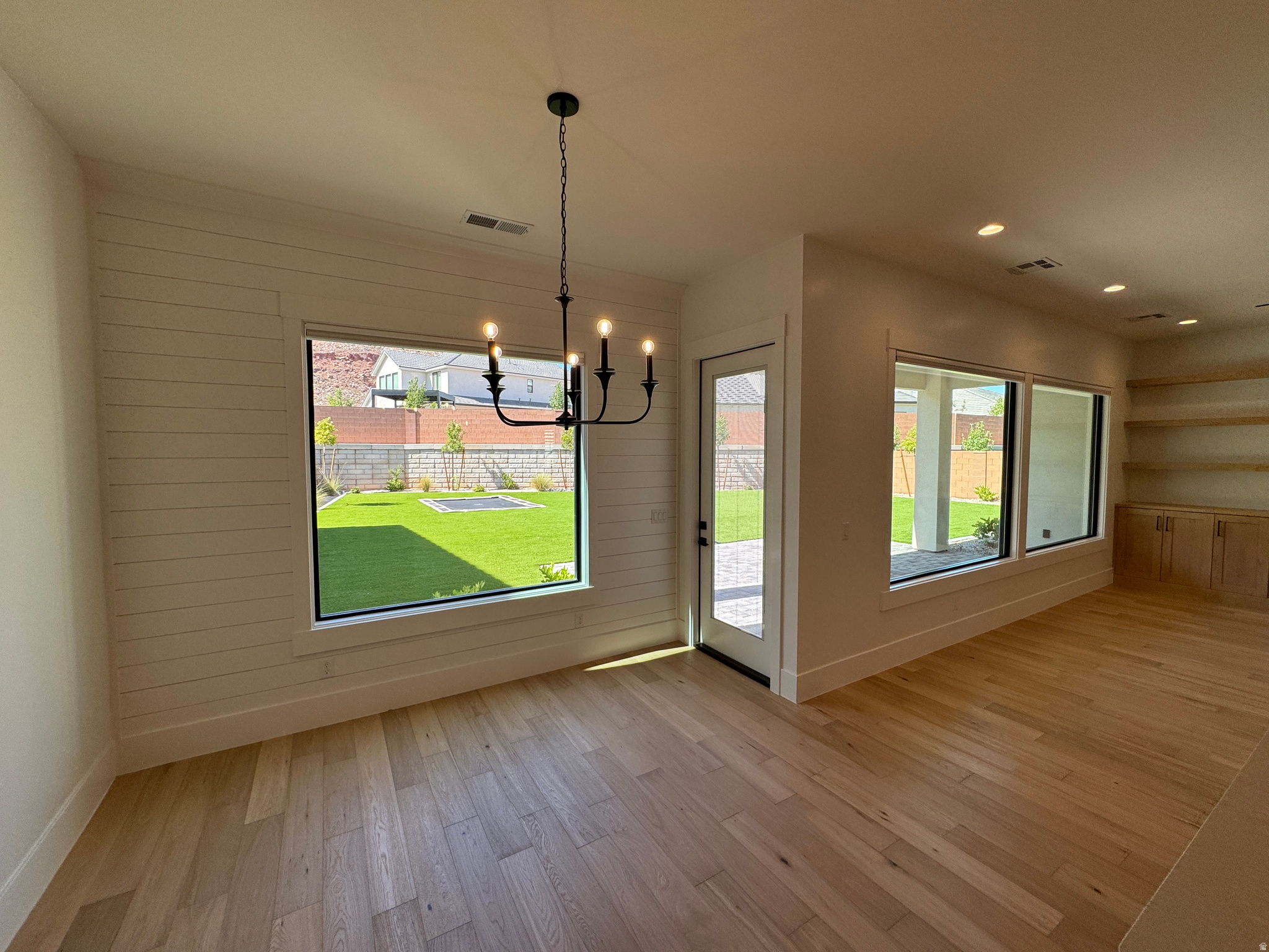 RED MESA @ SUNRISE VALLEY - Residential