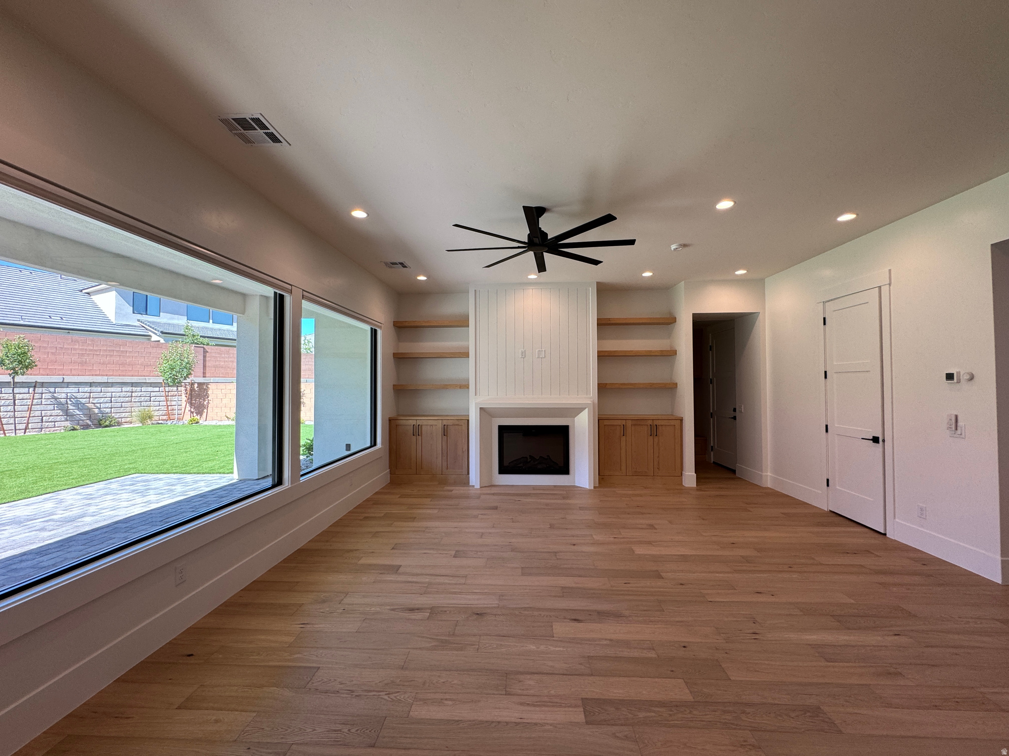 RED MESA @ SUNRISE VALLEY - Residential