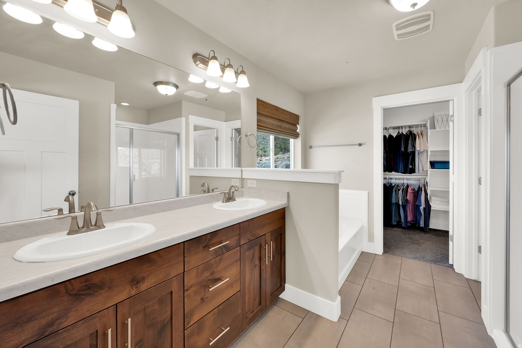 RIDGE - Residential