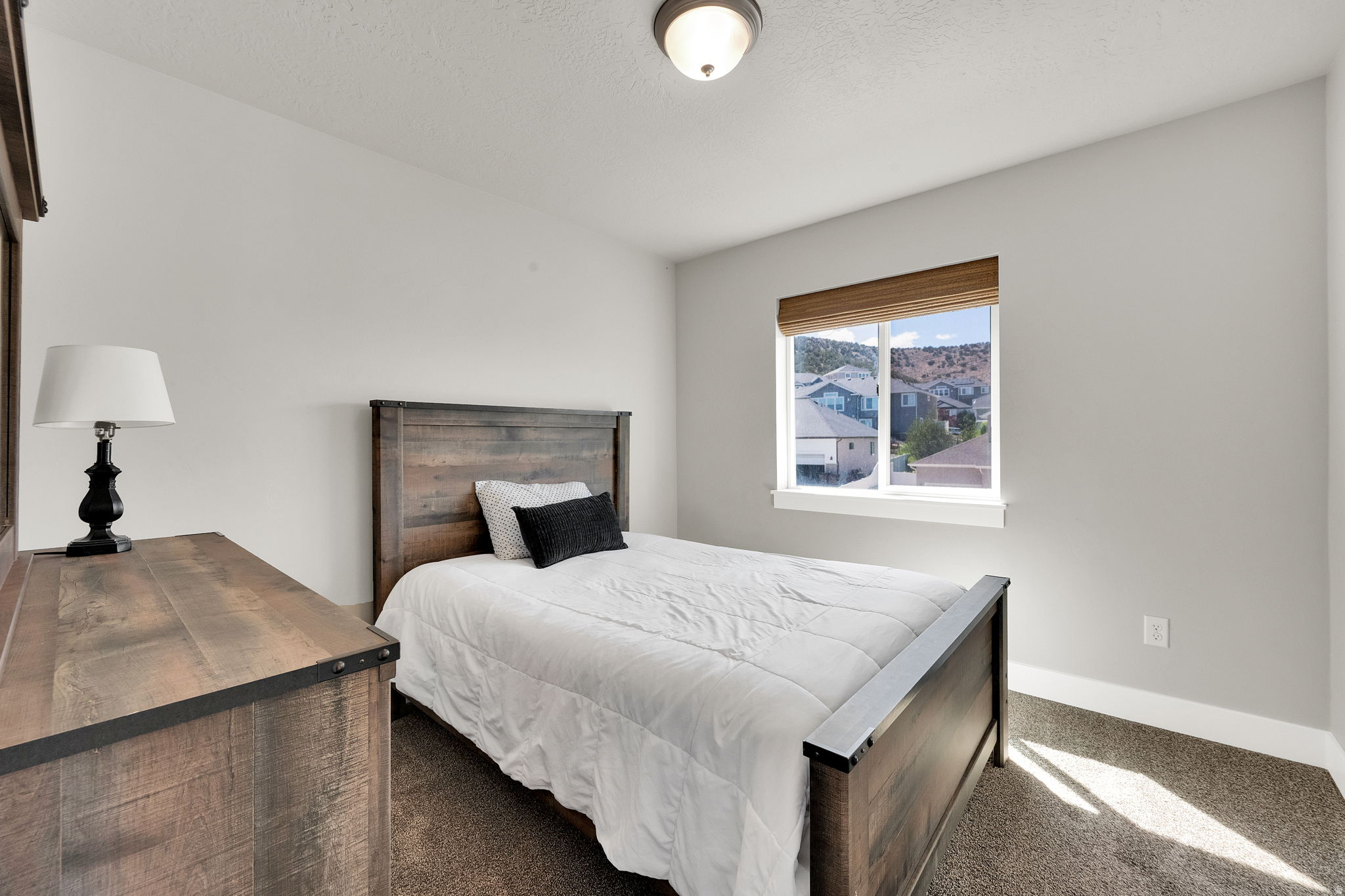 RIDGE - Residential
