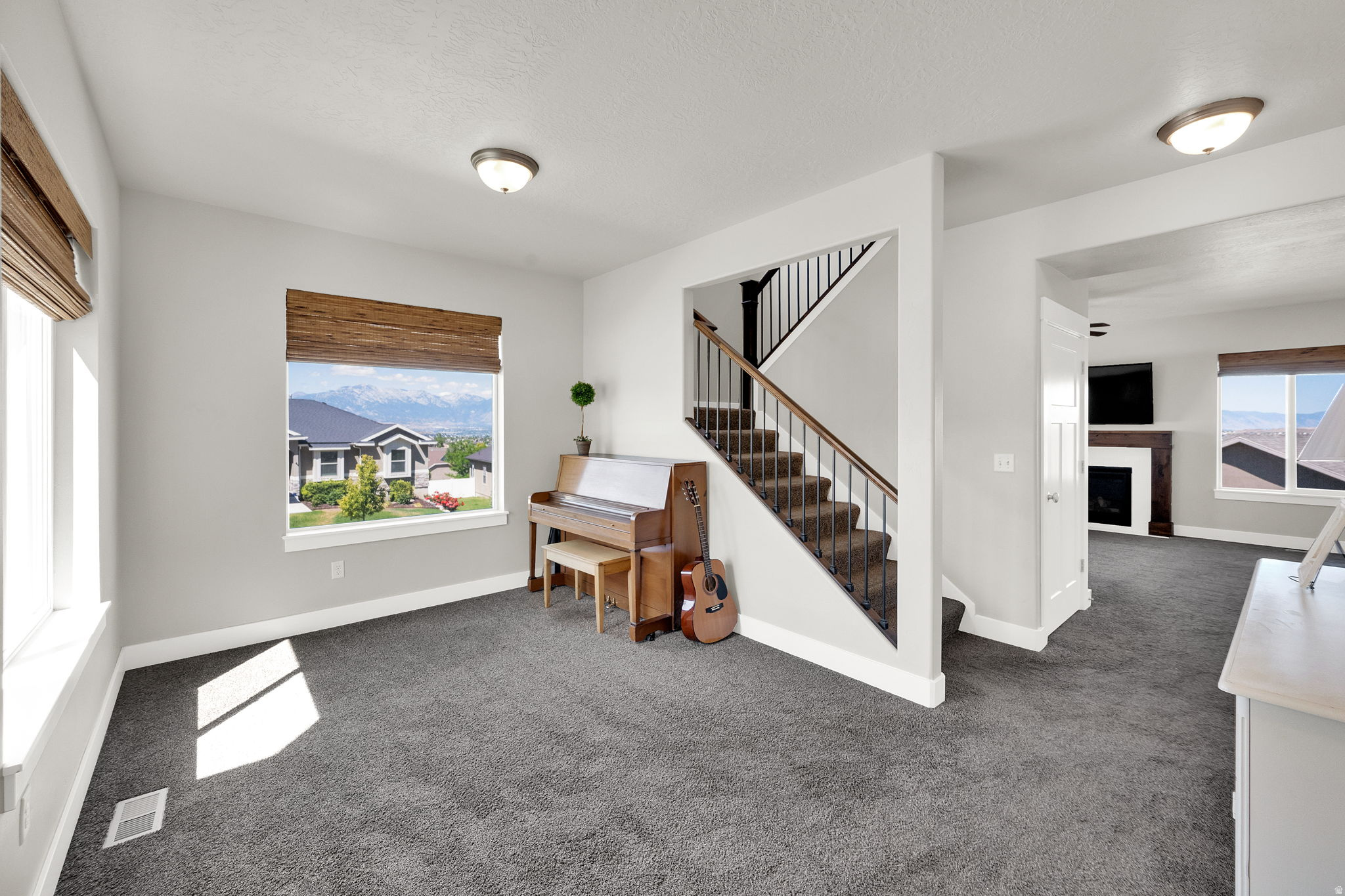 RIDGE - Residential