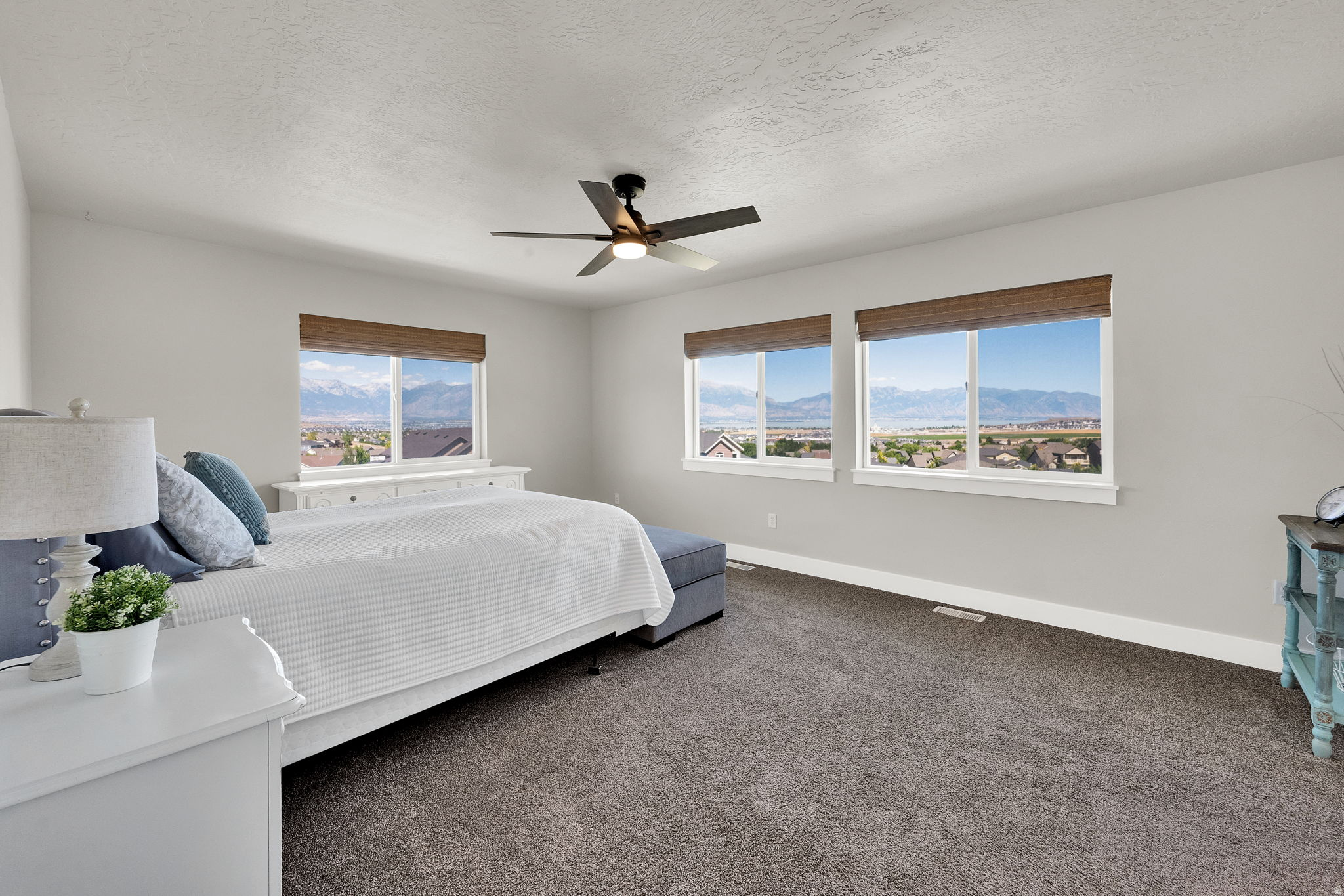 RIDGE - Residential