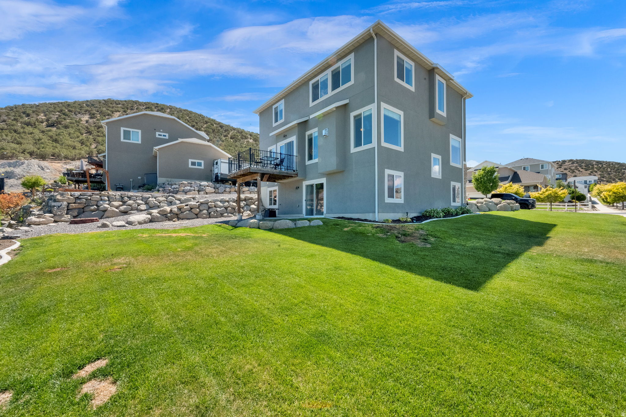 RIDGE - Residential