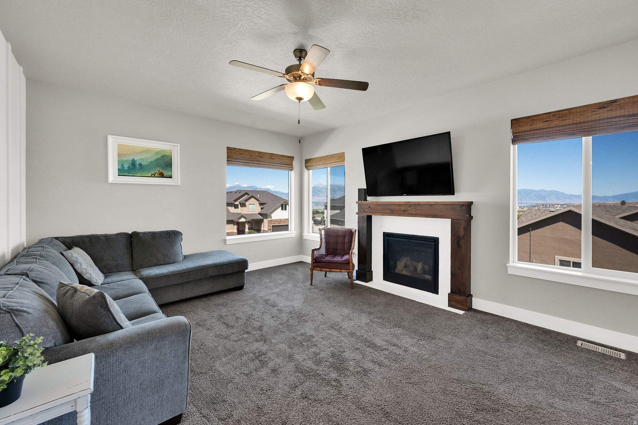 RIDGE - Residential