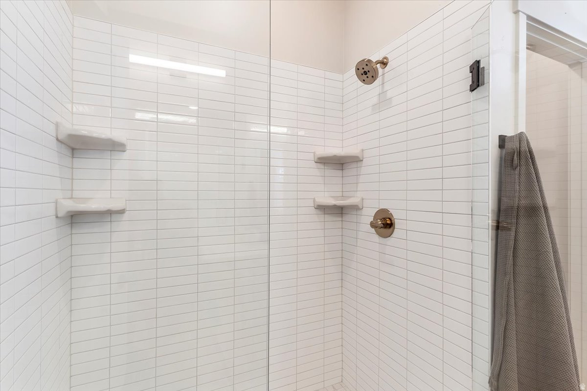 CLIFTON PLACE TOWNHOMES - Residential