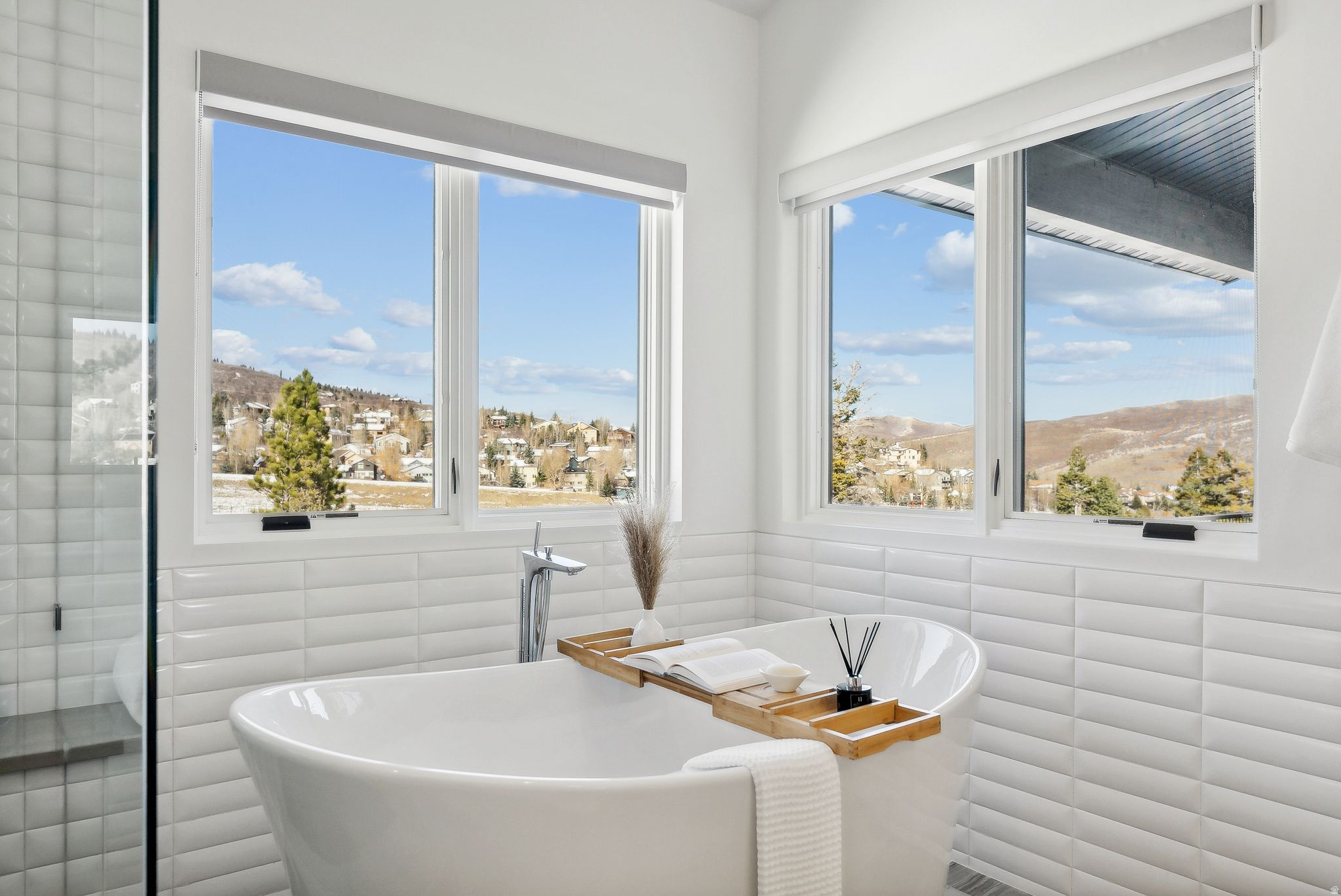 DISCOVERY RIDGE PHASE 2 SUBDIVISION - Residential