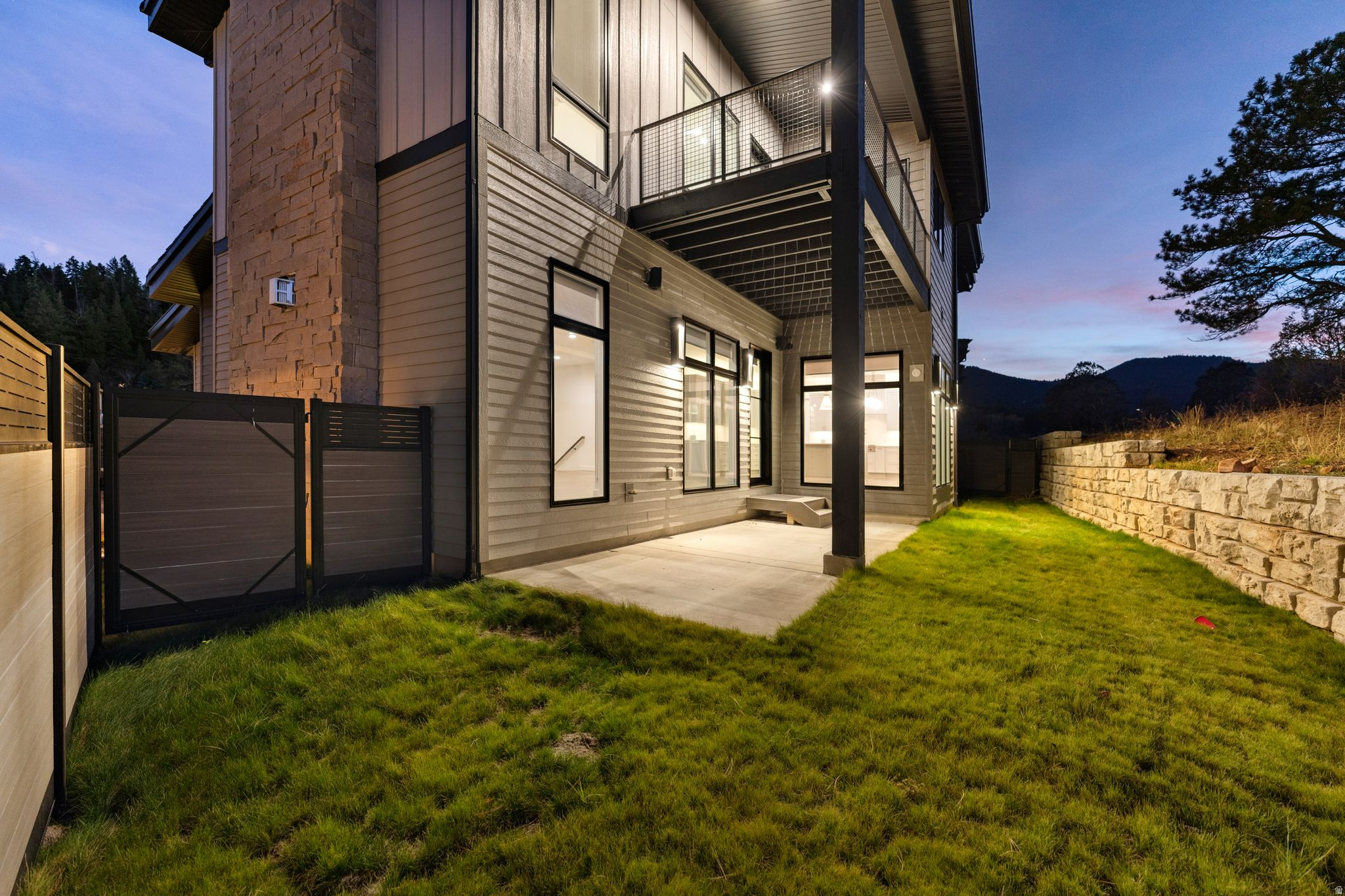 DISCOVERY RIDGE PHASE 2 SUBDIVISION - Residential