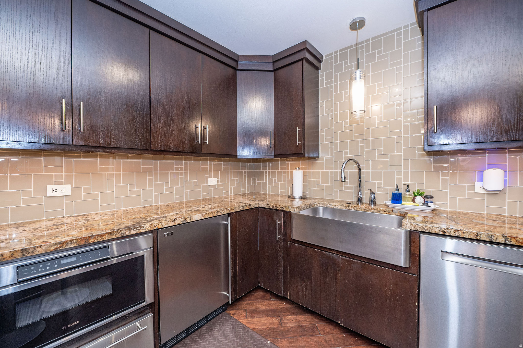 OAKCREST GARDENS - Residential