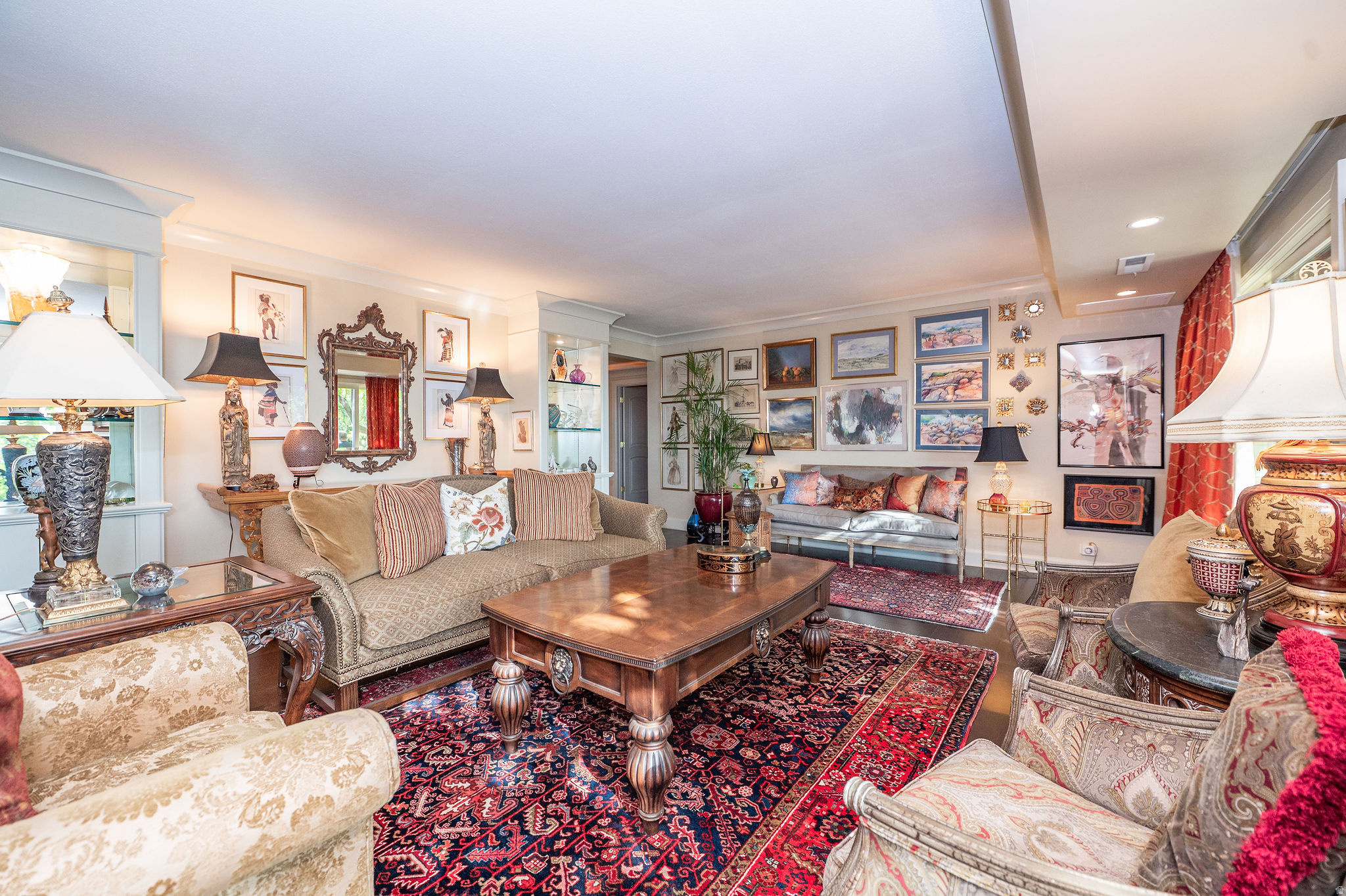 OAKCREST GARDENS - Residential