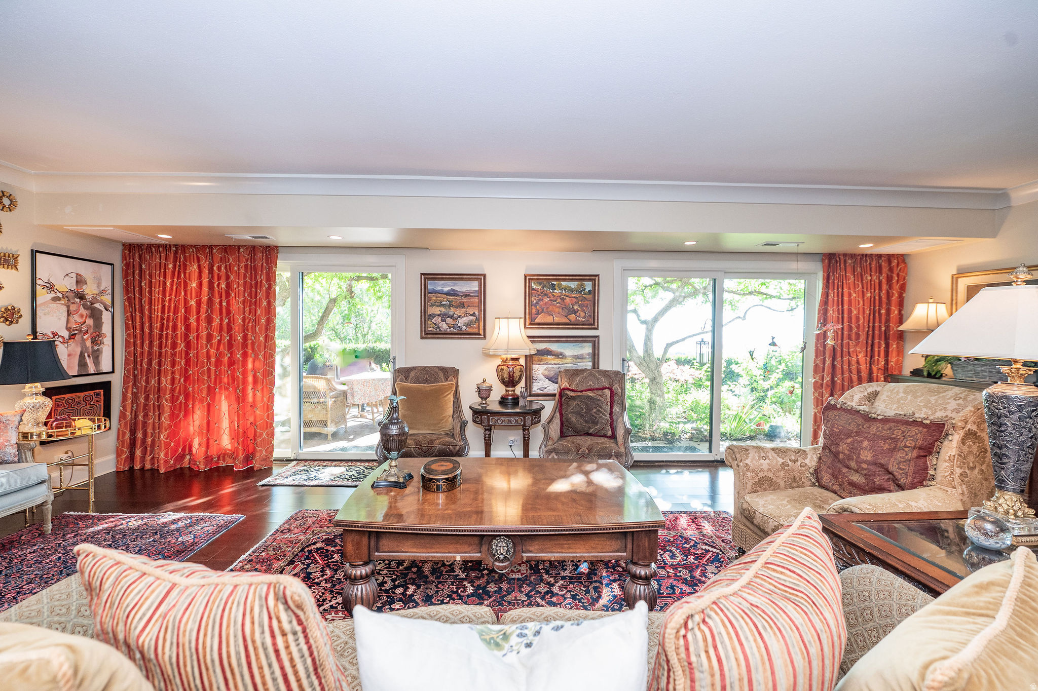 OAKCREST GARDENS - Residential
