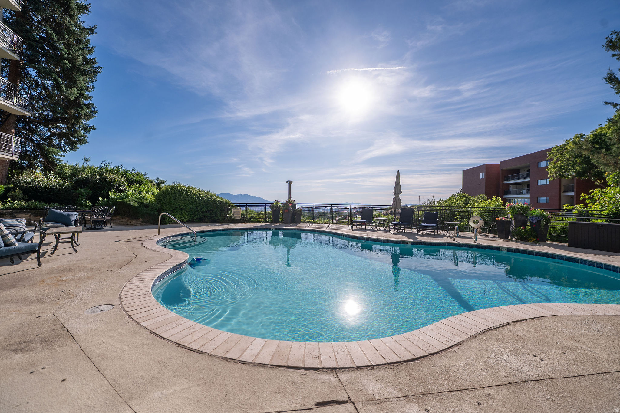 OAKCREST GARDENS - Residential