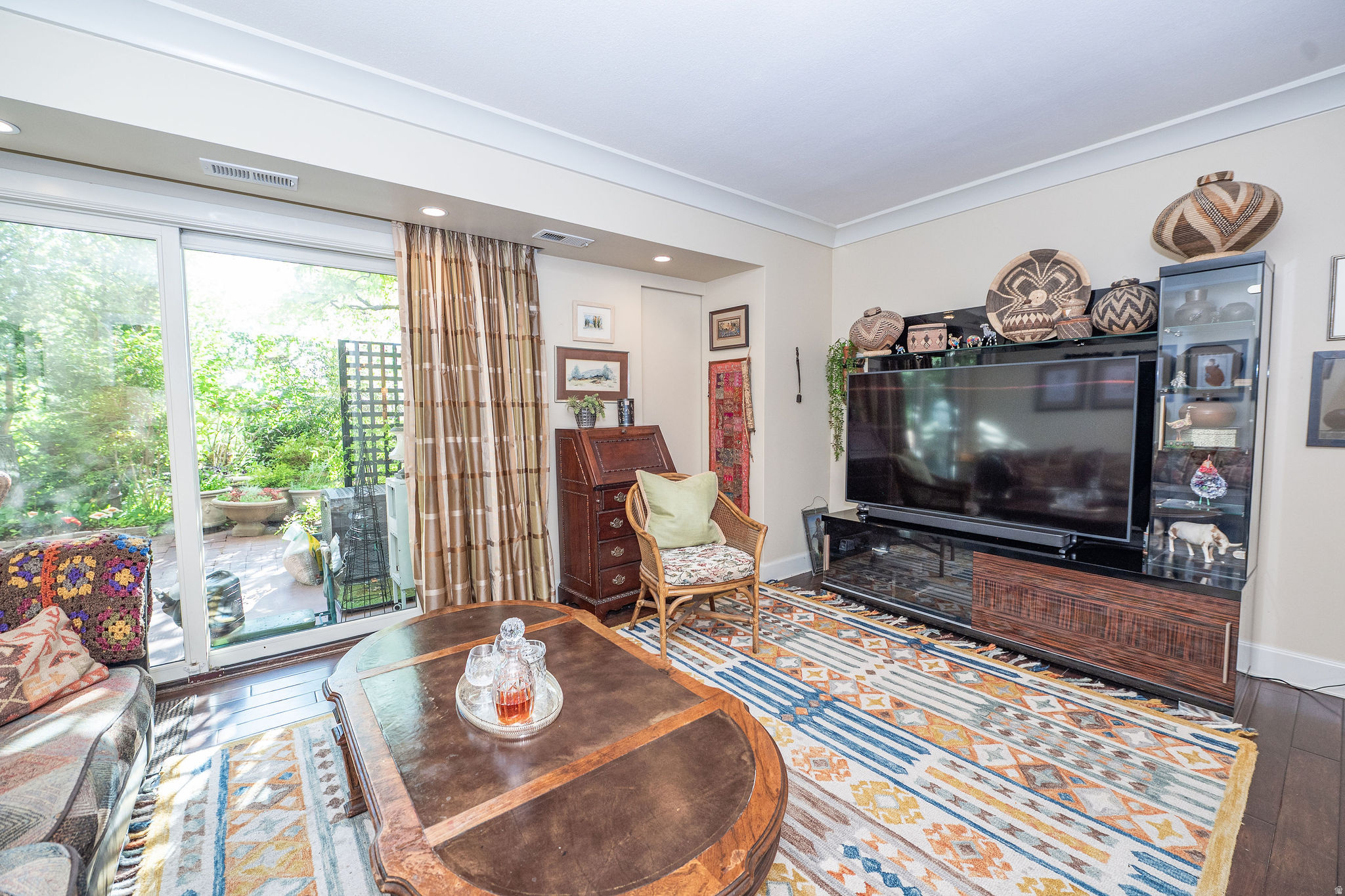 OAKCREST GARDENS - Residential