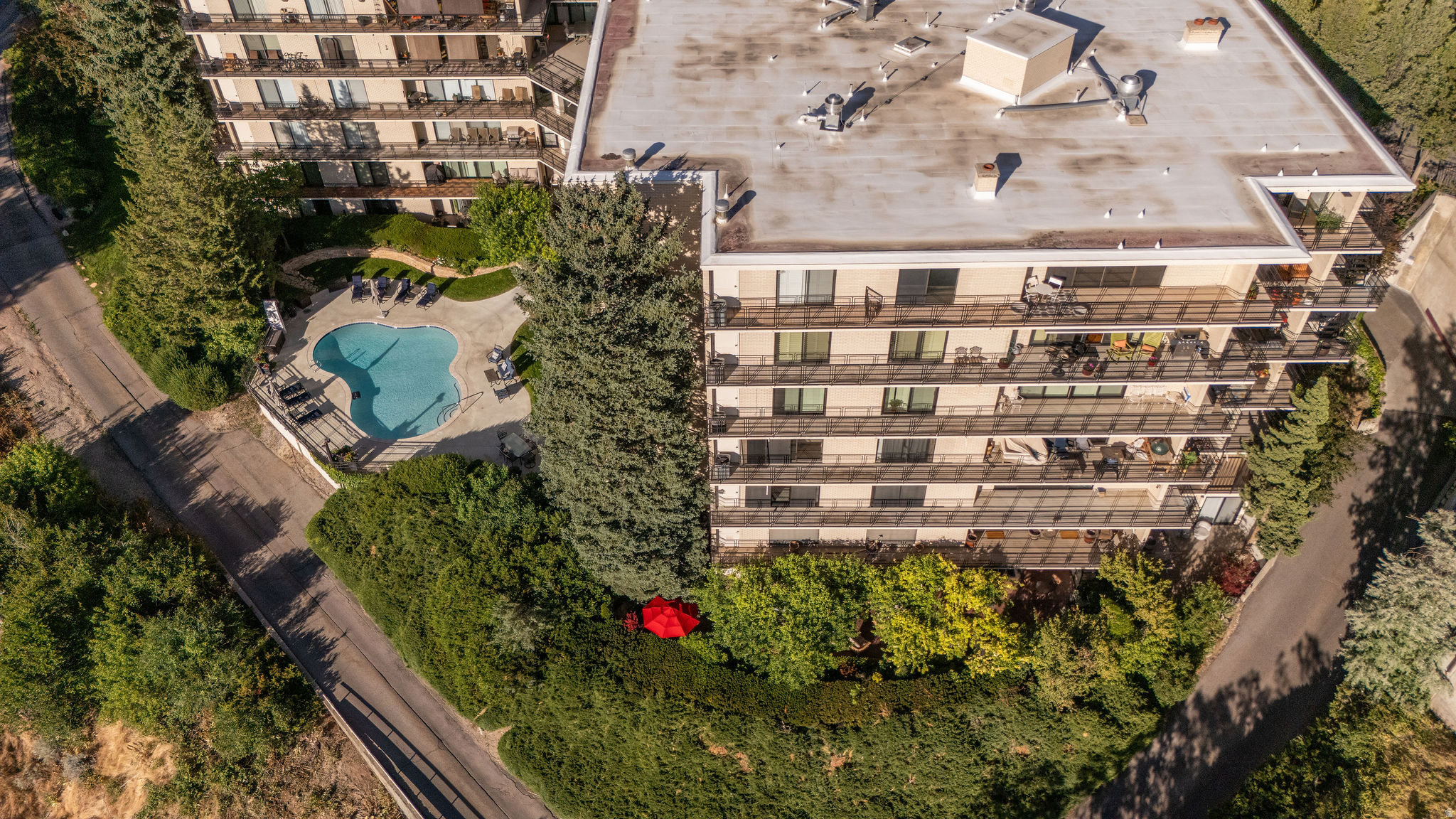 OAKCREST GARDENS - Residential