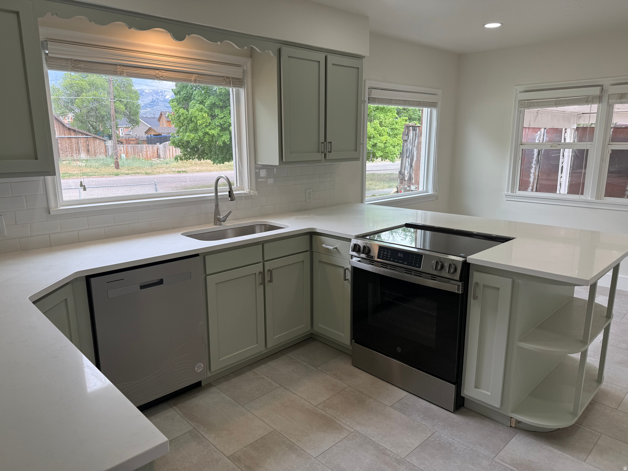 YOUNG PROPERTY - Residential