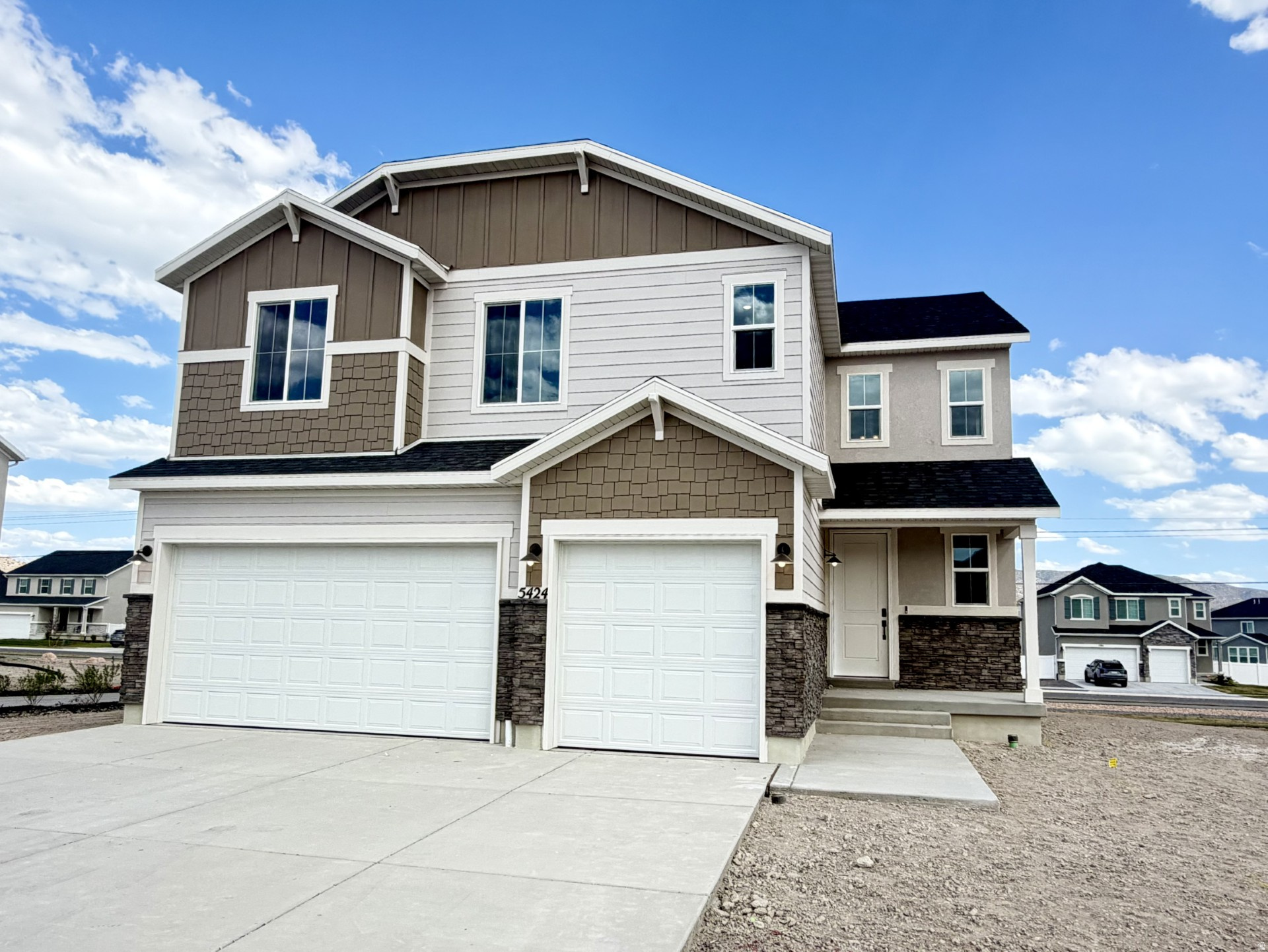 PONY EXPRESS ESTATES - Residential