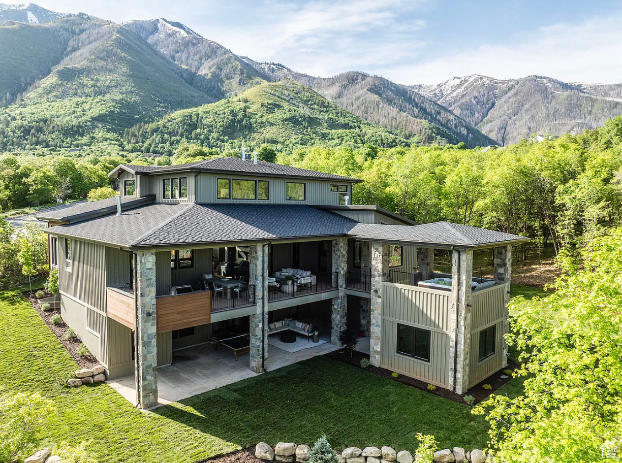 SUMMIT CREEK - Residential