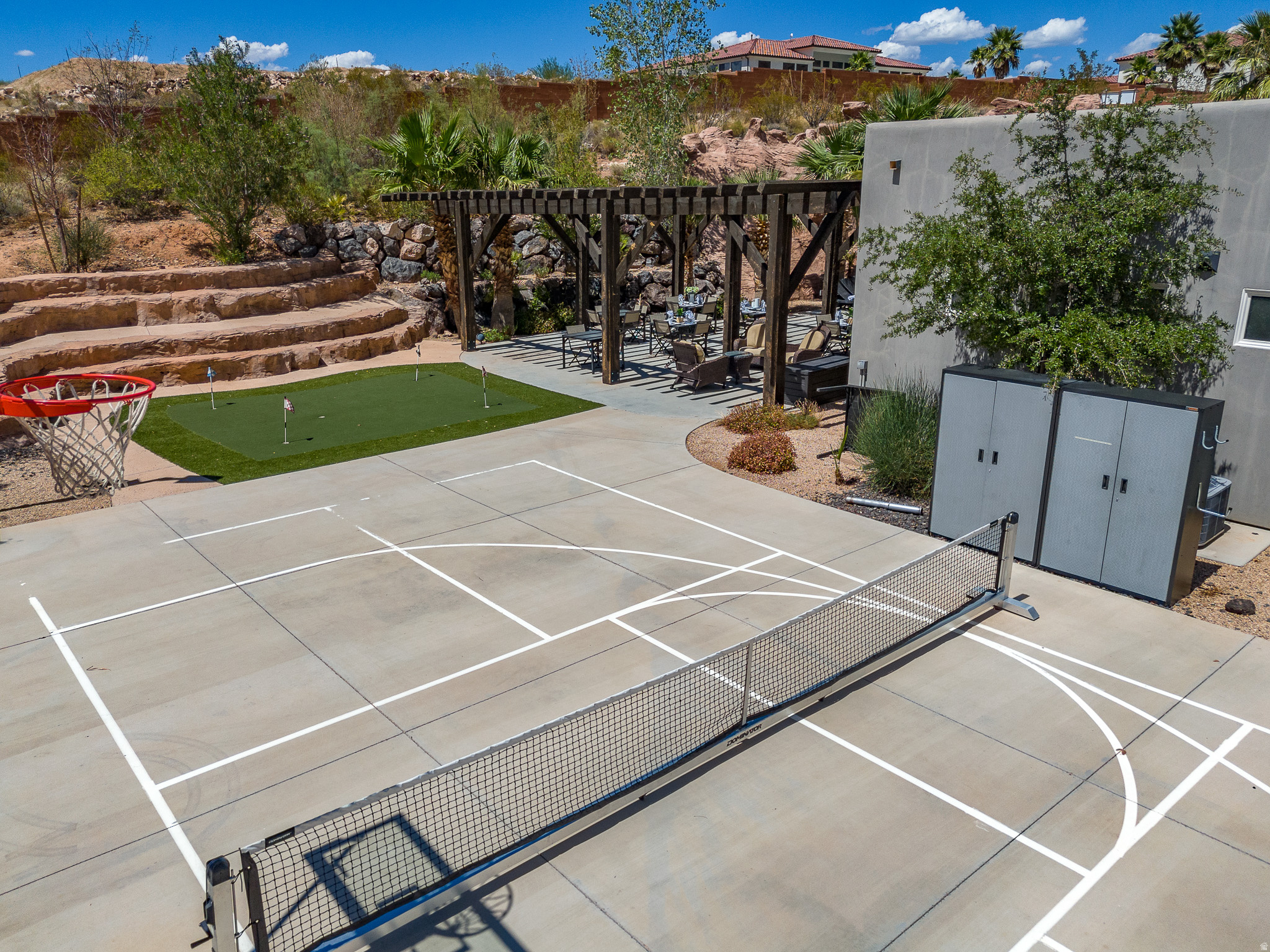ADOBE HILLS - Residential