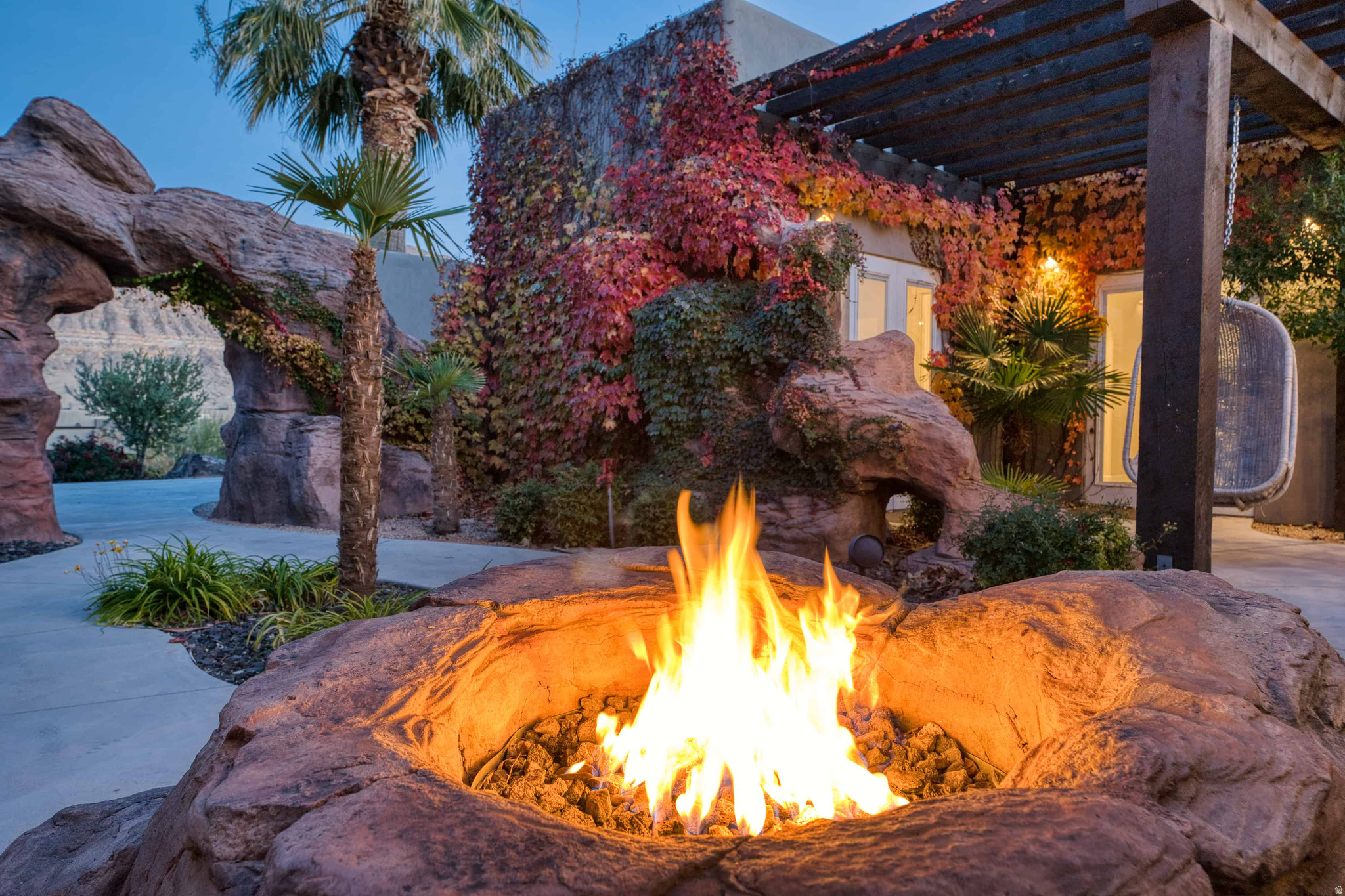 ADOBE HILLS - Residential