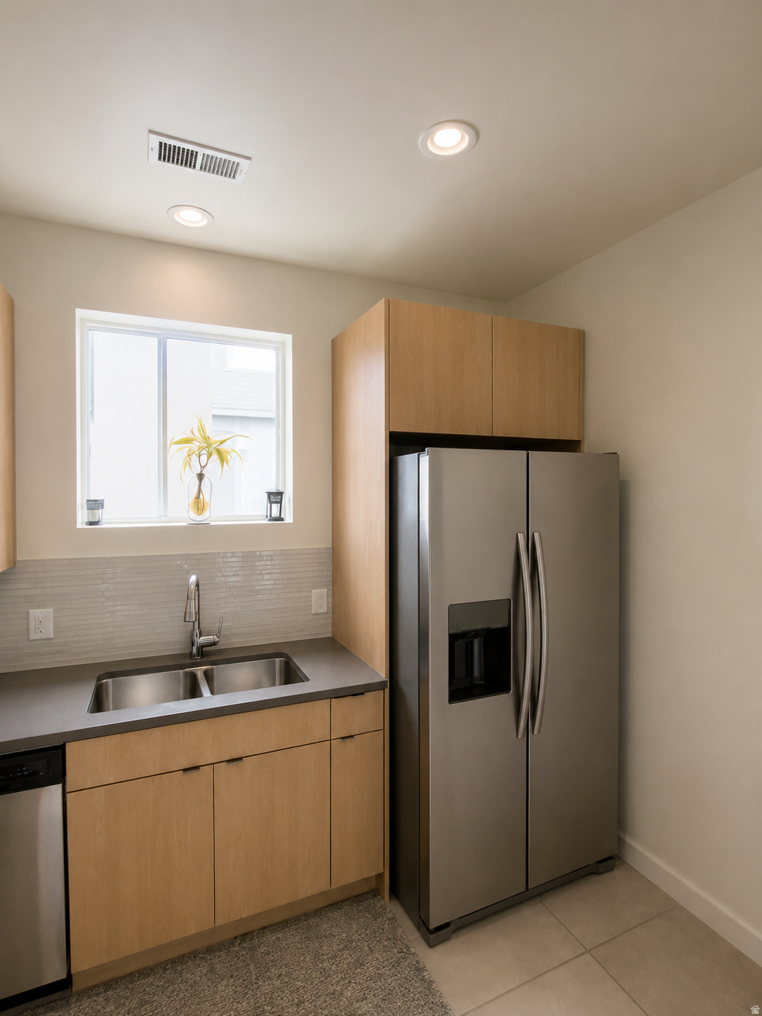 ROOFTOPS AT 78 HUNDRED TOWNHOMES - Residential