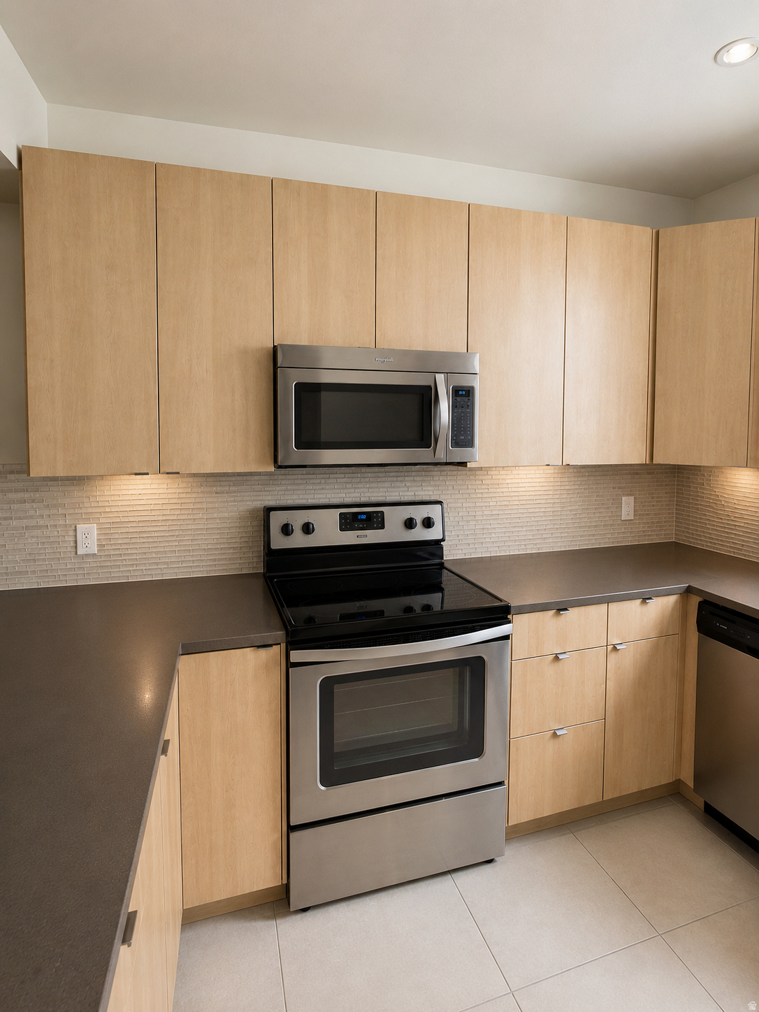 ROOFTOPS AT 78 HUNDRED TOWNHOMES - Residential