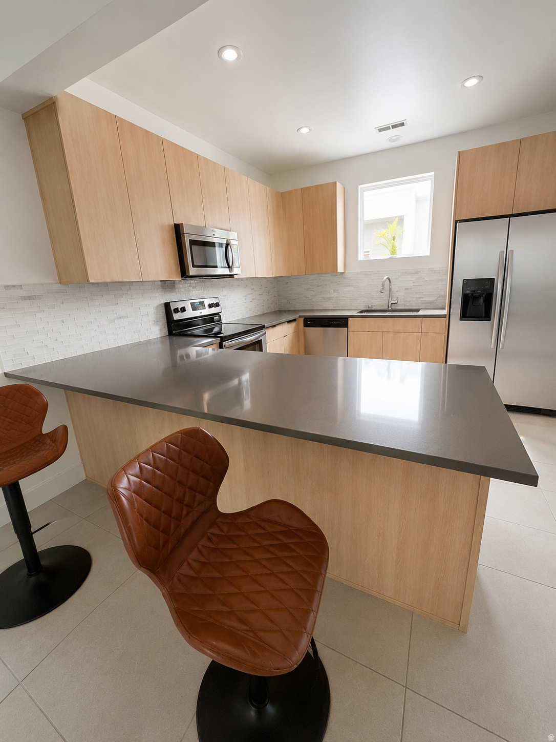 ROOFTOPS AT 78 HUNDRED TOWNHOMES - Residential