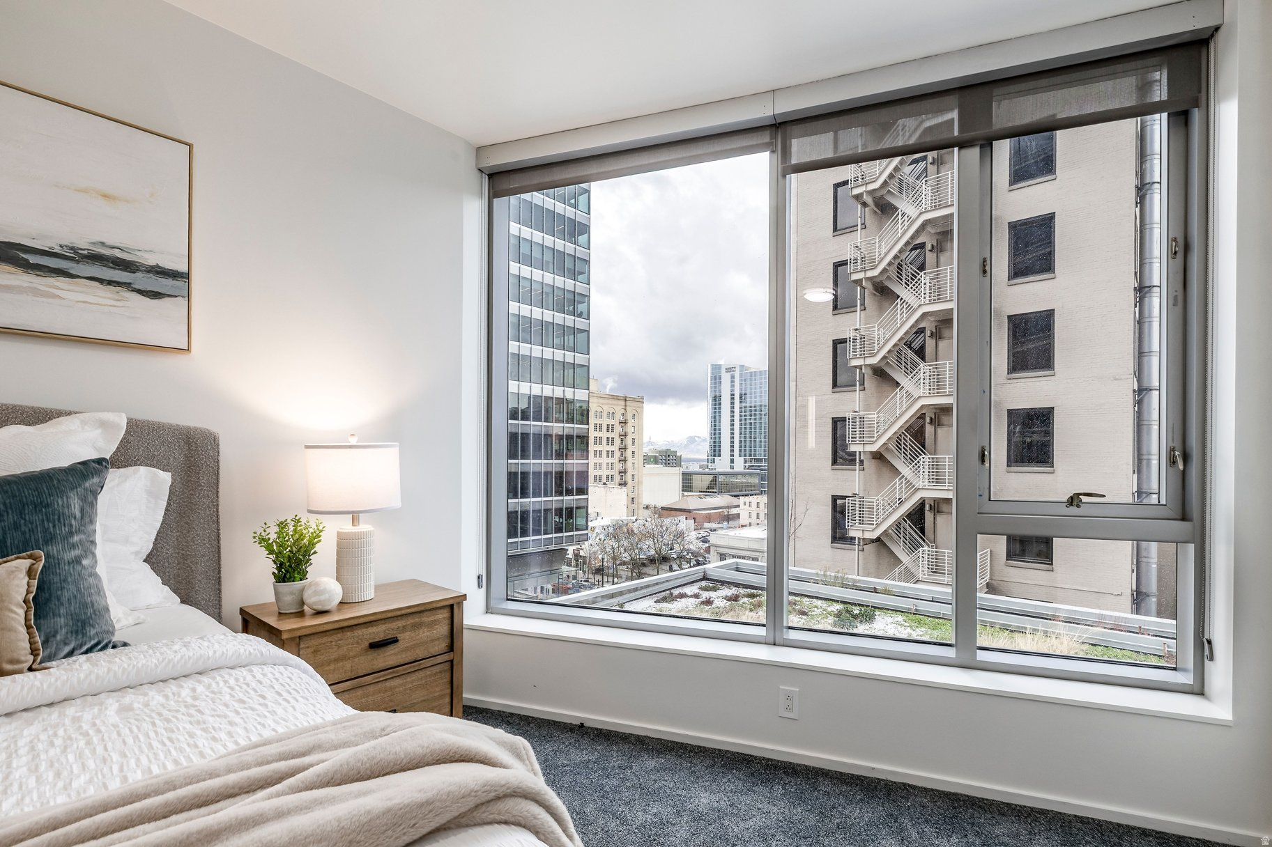 THE REGENT - Residential