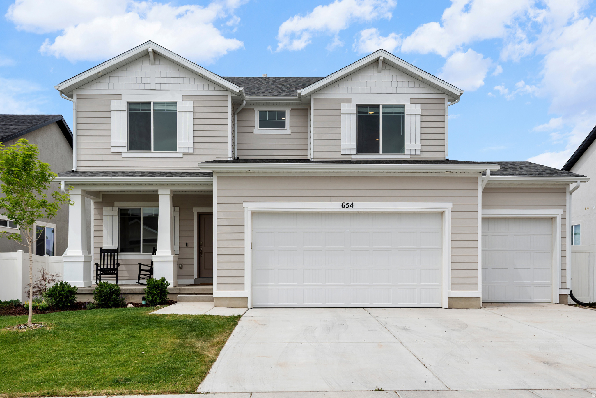 LEXINGTON GREENS - Residential