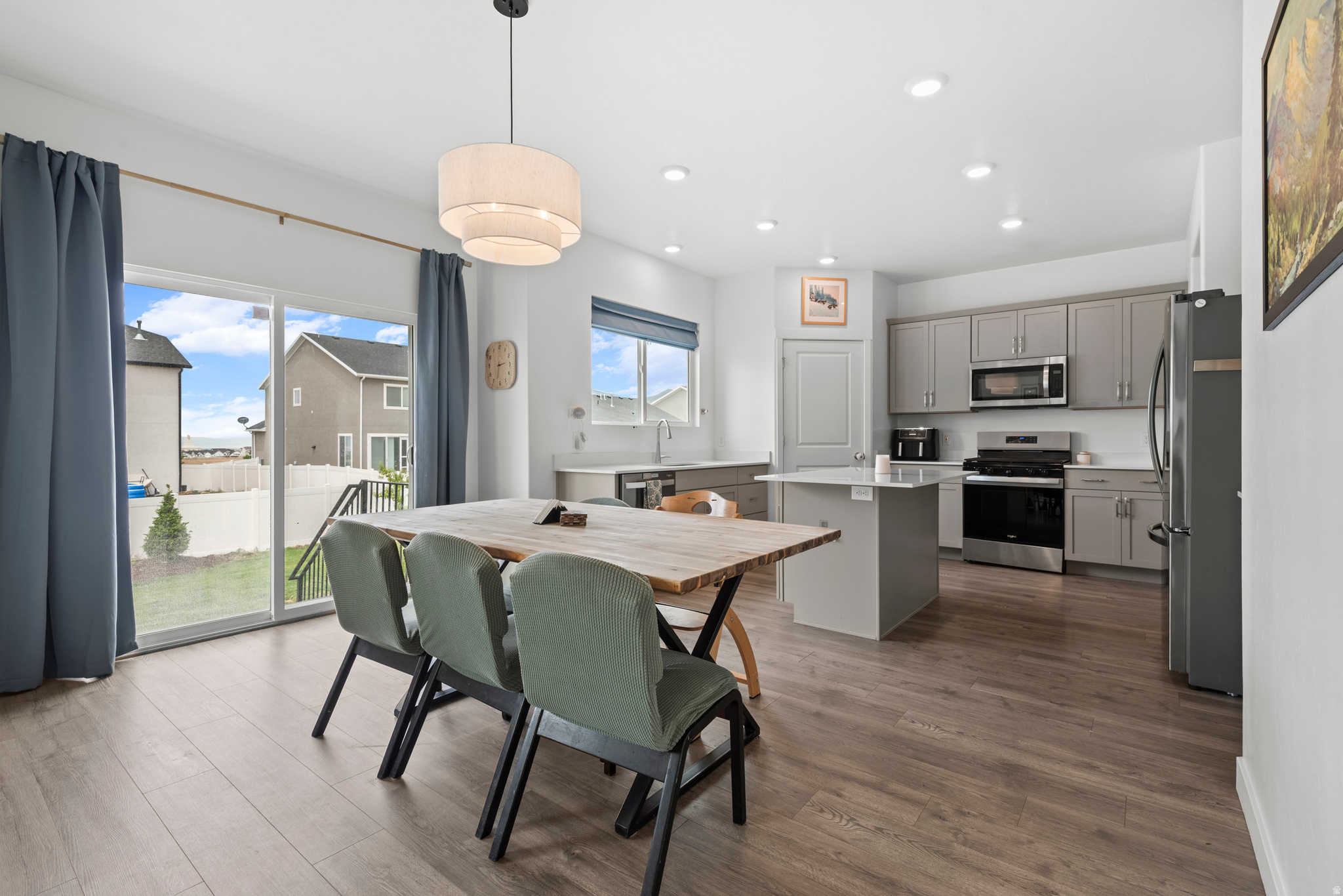 LEXINGTON GREENS - Residential