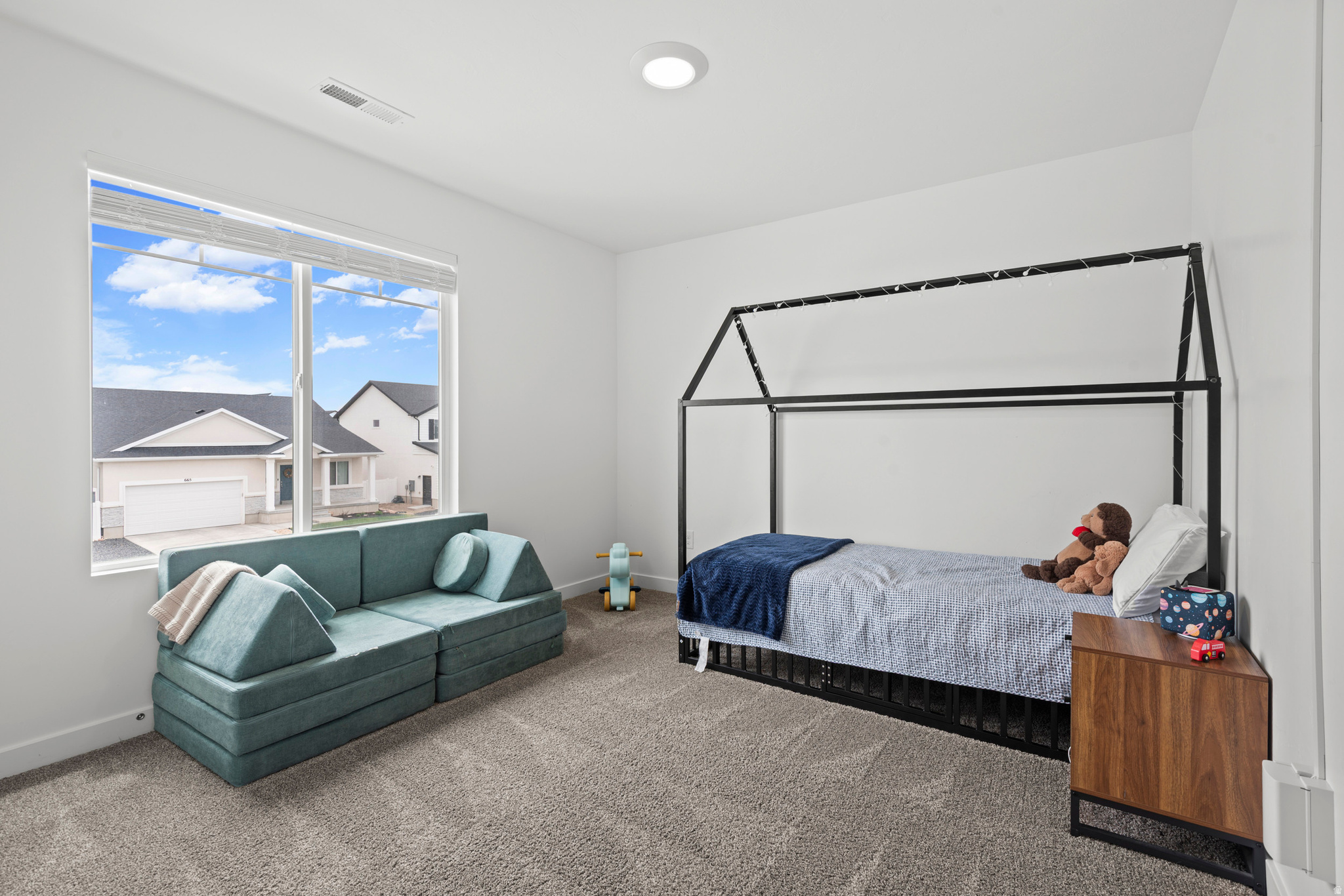 LEXINGTON GREENS - Residential