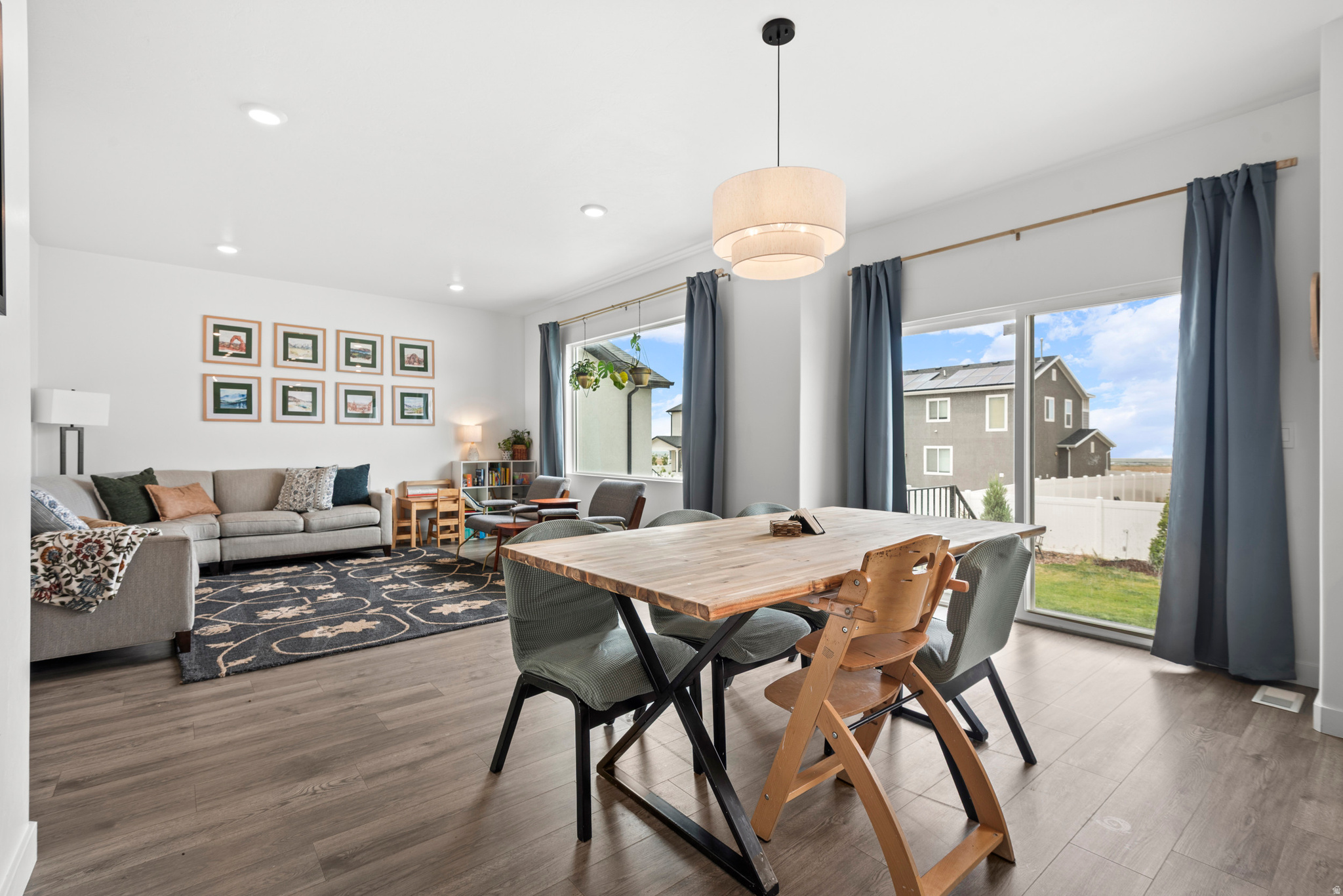 LEXINGTON GREENS - Residential