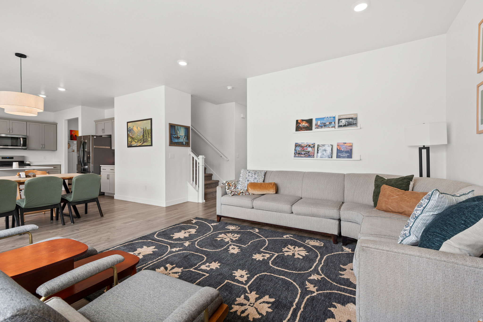 LEXINGTON GREENS - Residential